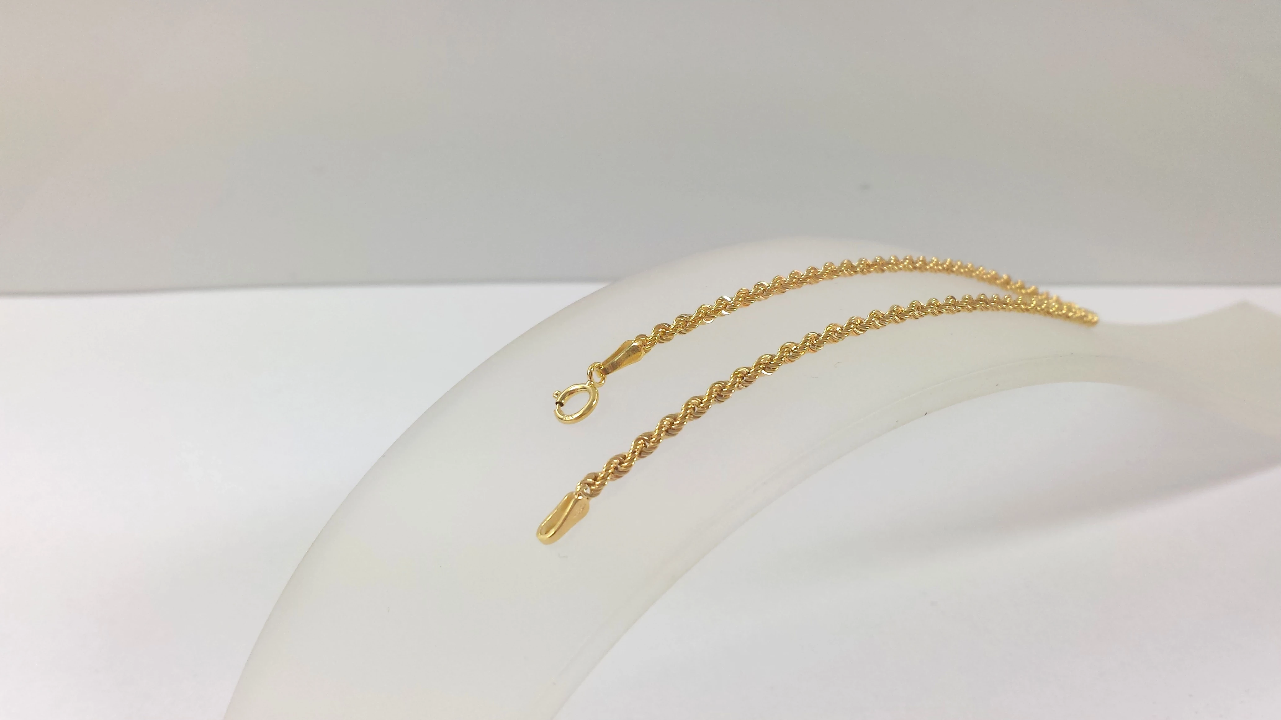 nienoszona-zlota-bransoletka-kordel-093g-375-rodzaj-2205-2