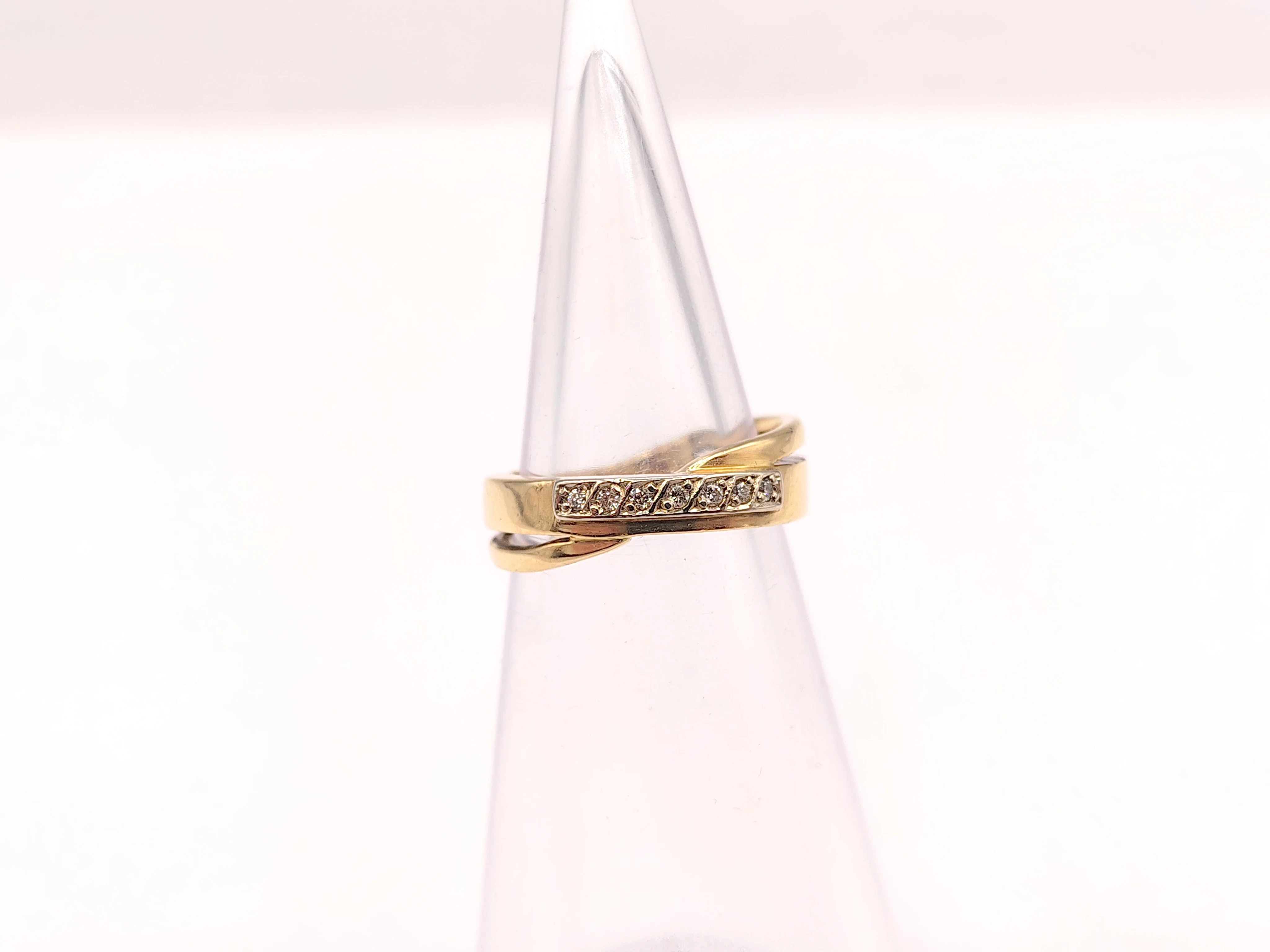 zloty-pierscionek-z-brylantami-006ct-585-468g-r11-material-15835-2