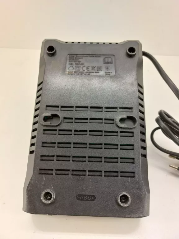 ladowarka-sieciowa-bosch-gal-18v-40-eu-stan-11323-2