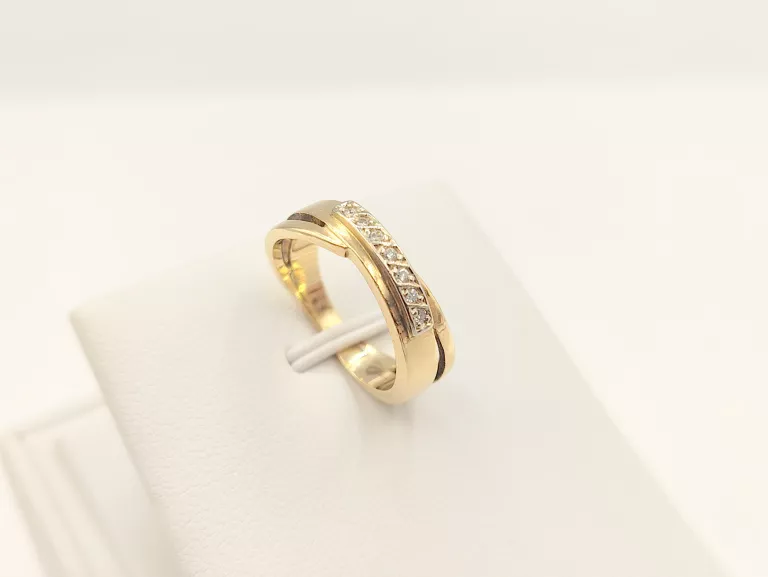 zloty-pierscionek-z-brylantami-006ct-585-468g-r11-rozmiarsrednica-wew-mm-372-11