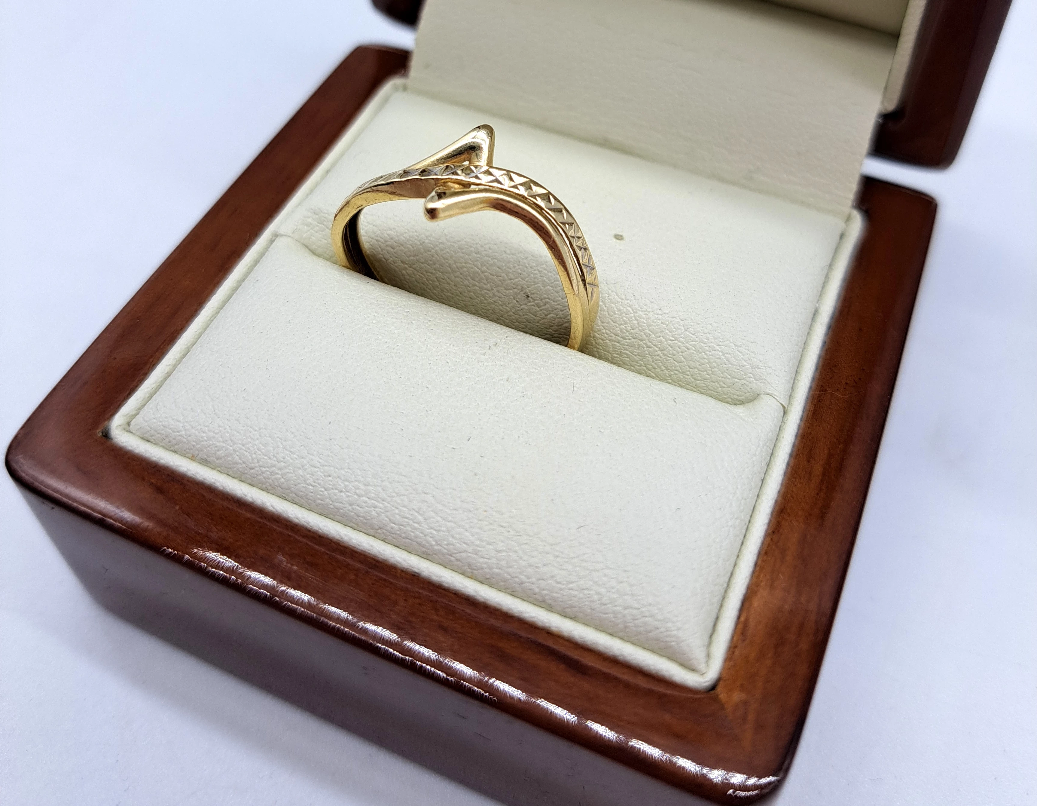 wyrob-jubilerski-uzywany-zloty-pierscionek-585-179g-rodzaj-2205-2