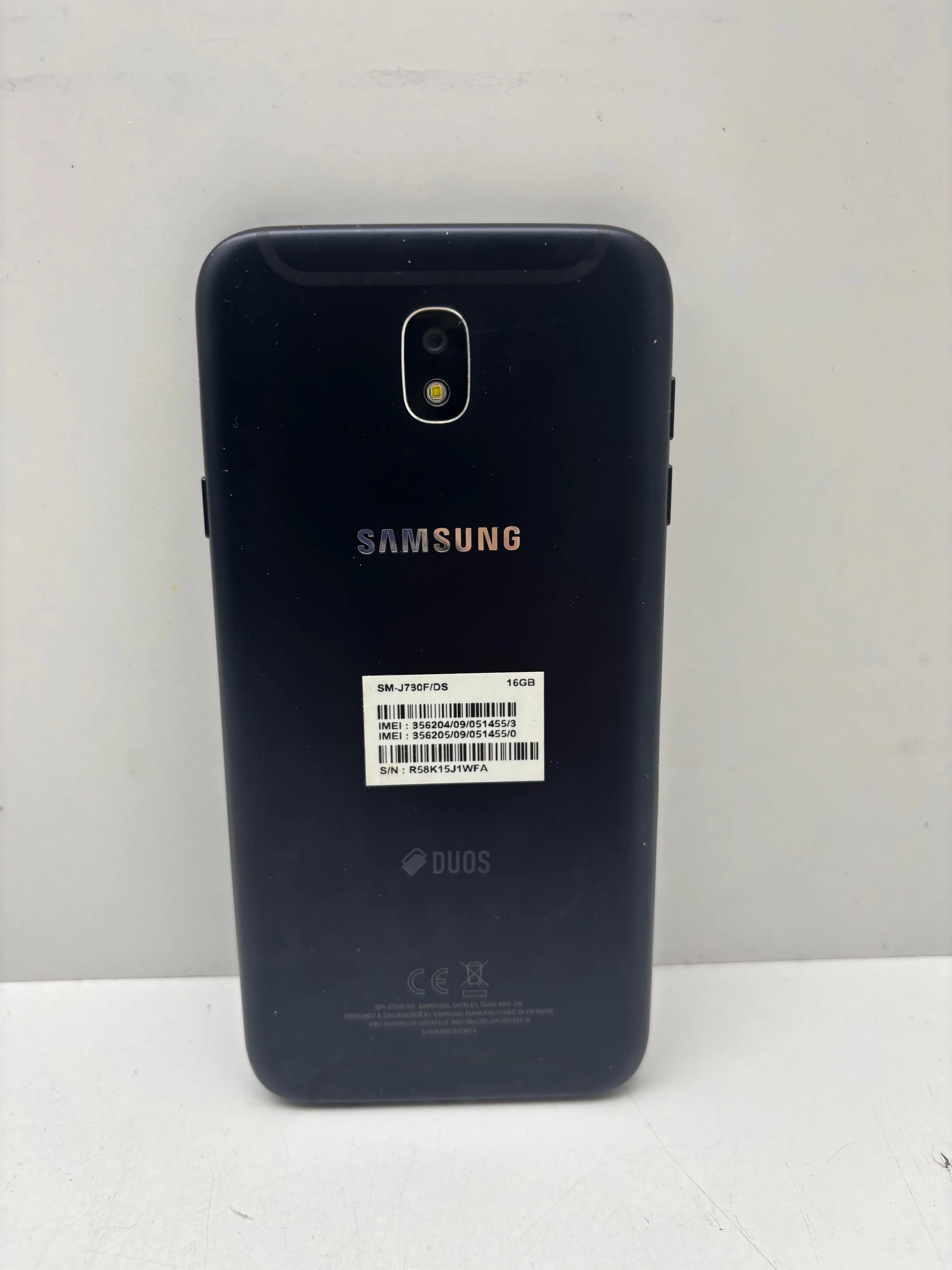 telefon-samsung-galaxy-j7-typ-202685-212929