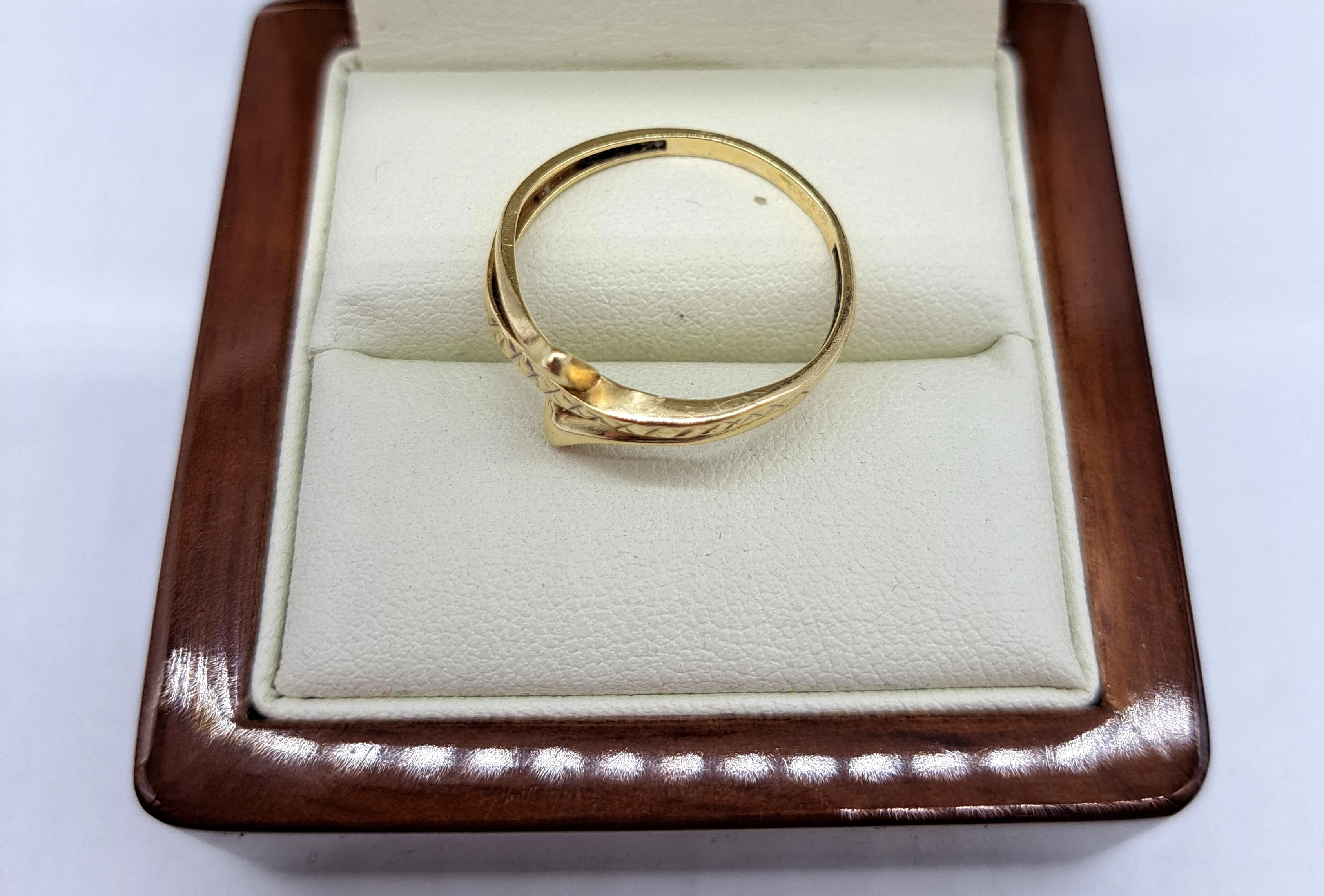 wyrob-jubilerski-uzywany-zloty-pierscionek-585-179g-material-15835-2