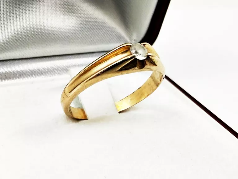 zloty-pierscionek-p585-z-cyrkonia-rozmiar-16-waga-255-rodzaj-2205-2