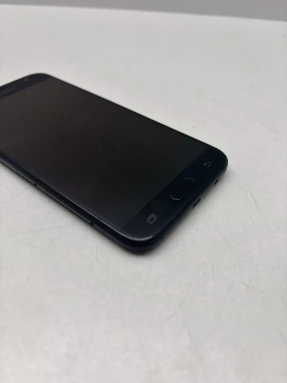 telefon-samsung-galaxy-j7-przekatna-ekranu-550