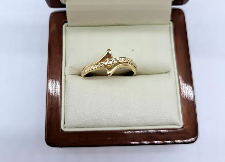 wyrob-jubilerski-uzywany-zloty-pierscionek-585-179g-bankowa-16e-police