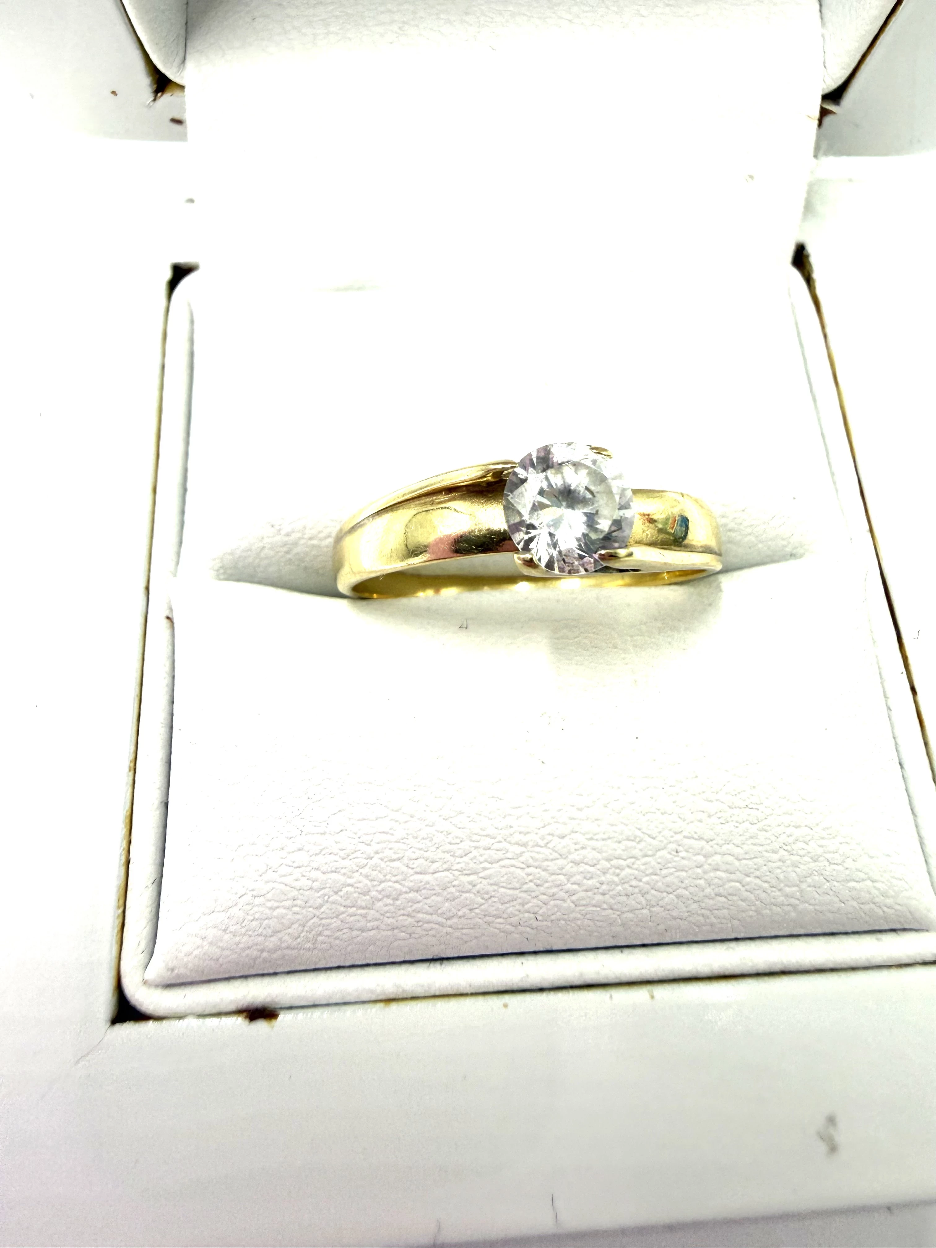 wyrob-jubilerski-uzywany-pierscionek-stan-11323-2