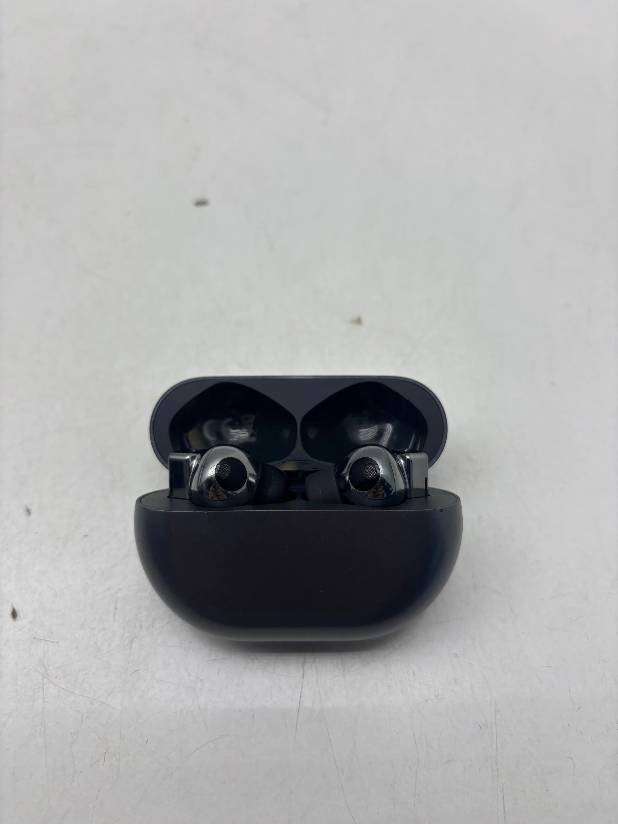 sluchawki-huawei-freebuds-pro-pilsudskiego-86-wroclaw