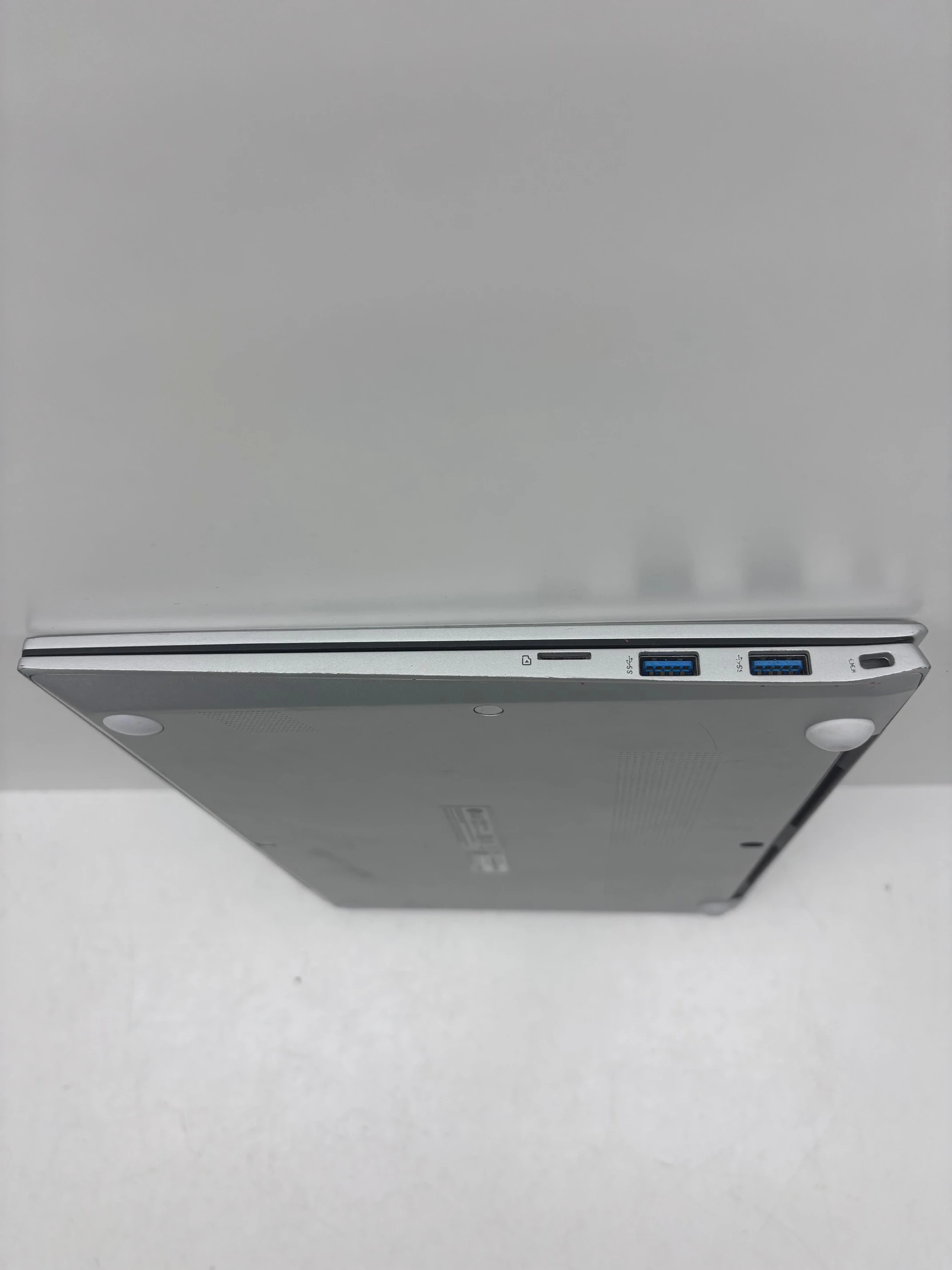 laptop-lg-14z90p-i5-16gb-ram-512ssd-pudelko-seria-procesora-4366-20