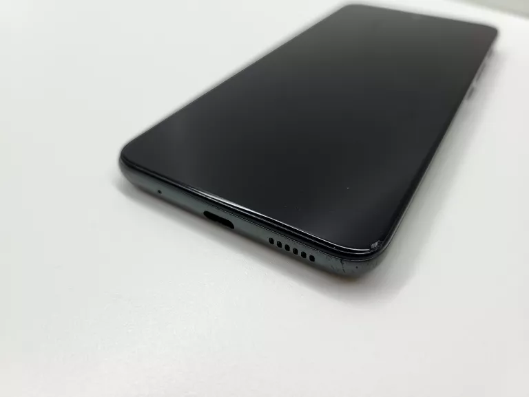 telefon-motorola-moto-e40-kod-producenta-parl0001pl