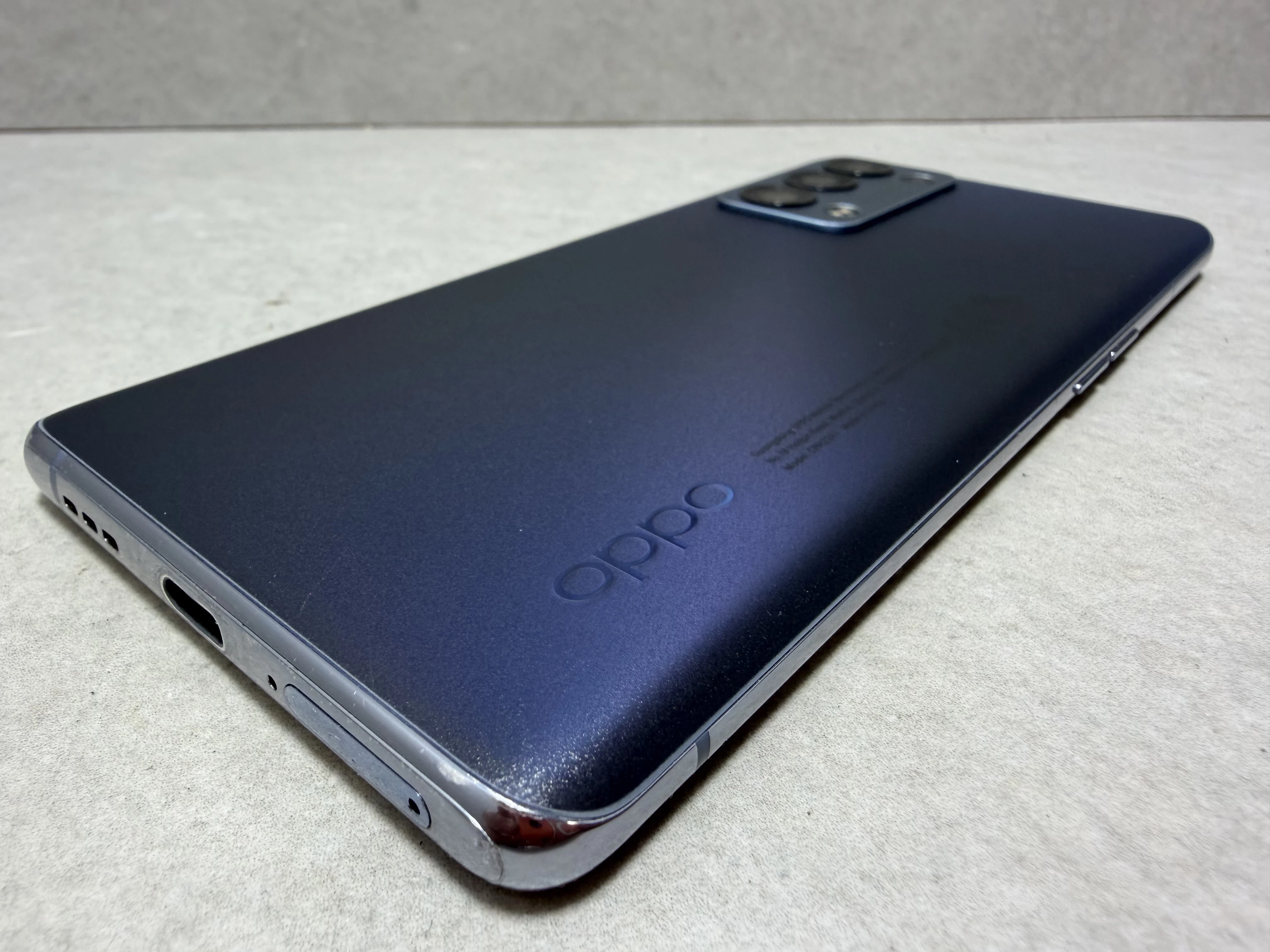 telefon-oppo-reno-6-pro-5g-12256gb-wbudowana-pamiec-202869-214185