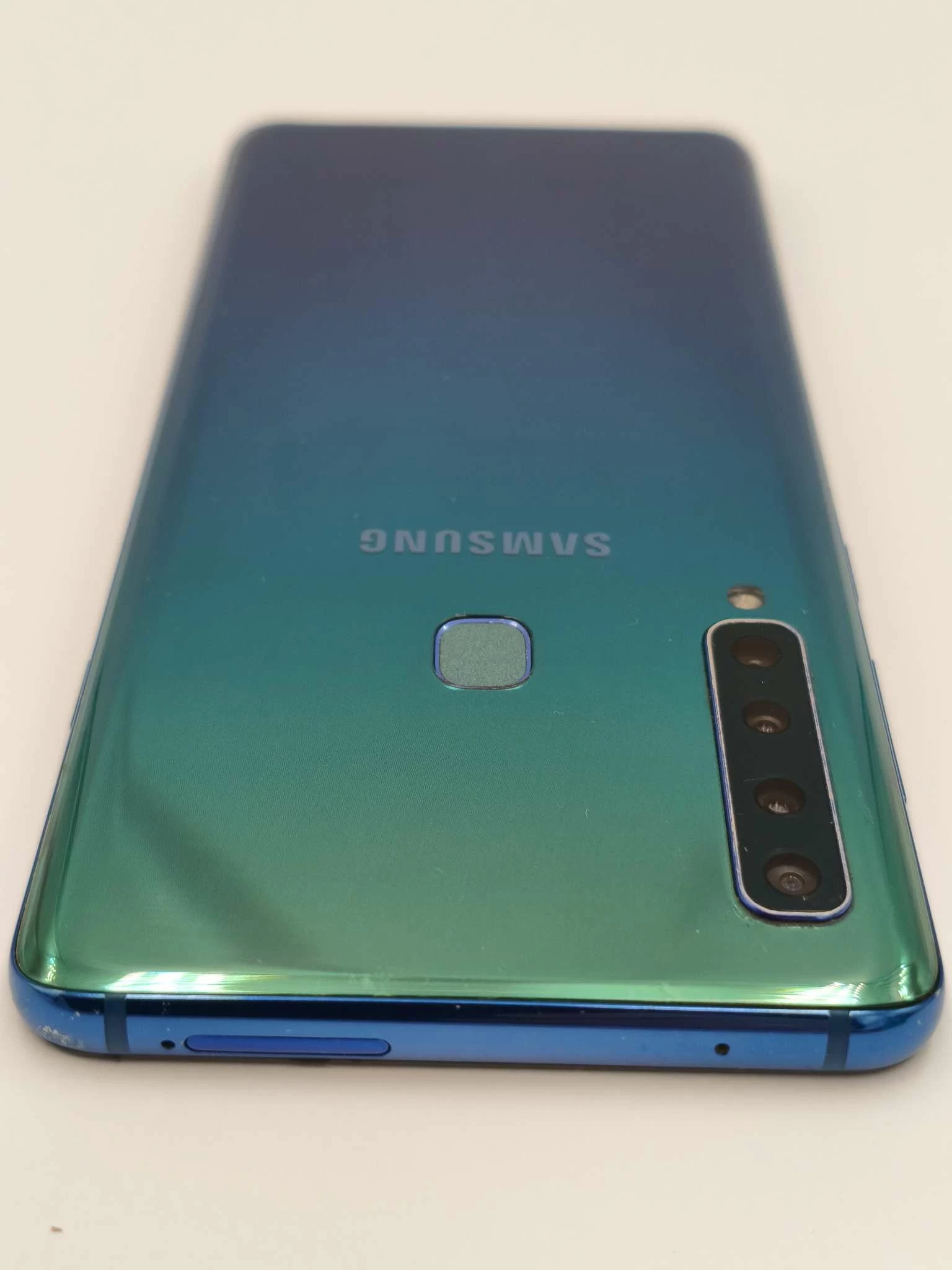 telefon-samsung-galaxy-a9-128gbczytaj-opis-system-operacyjny-4388-1