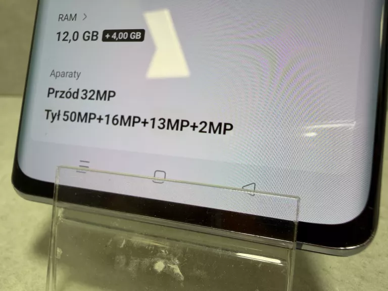 telefon-oppo-reno-6-pro-5g-12256gb-przekatna-ekranu-655