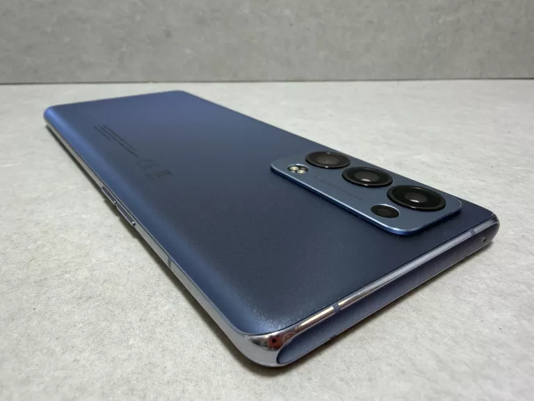 telefon-oppo-reno-6-pro-5g-12256gb-ean-gtin-6944284690523