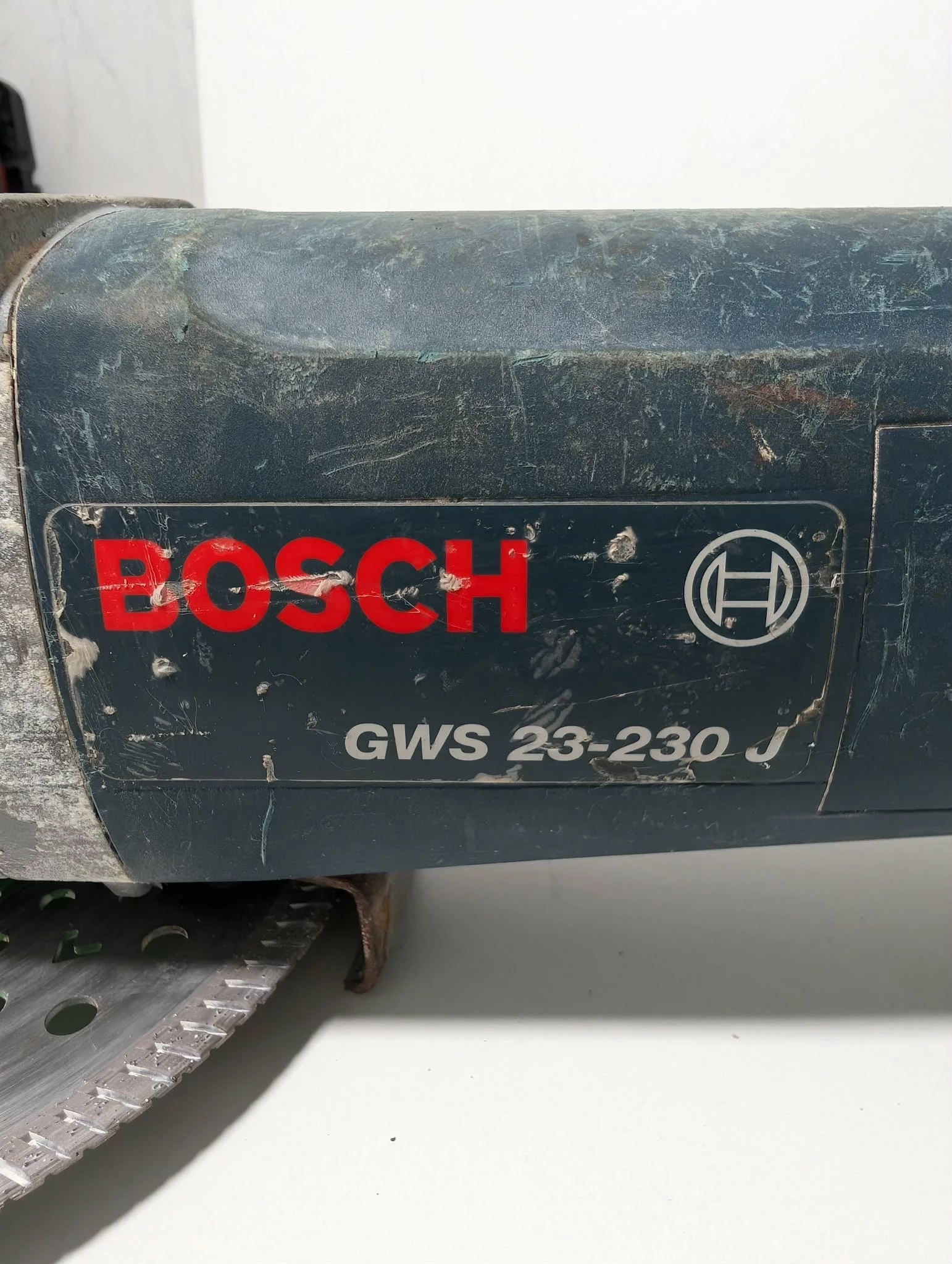 szlifierka-katowa-bosch-gws-23-230-j-kod-producenta-gws-22-230-jh