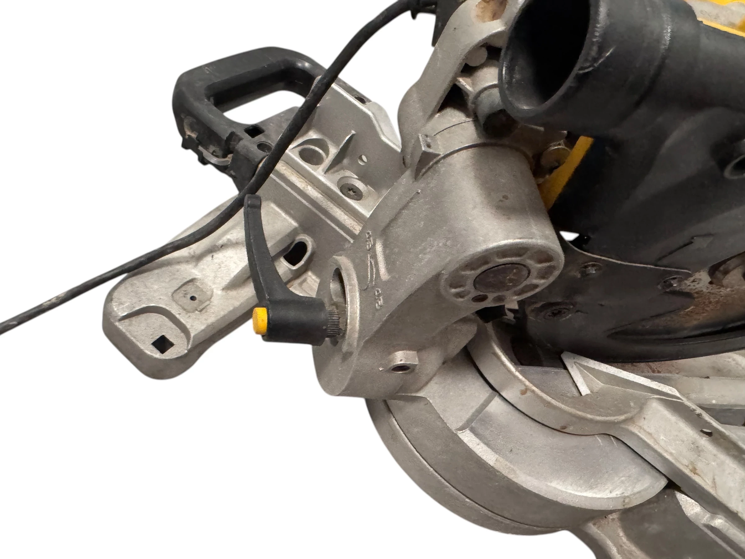 ukosnica-dewalt-dws774-stan-11323-2