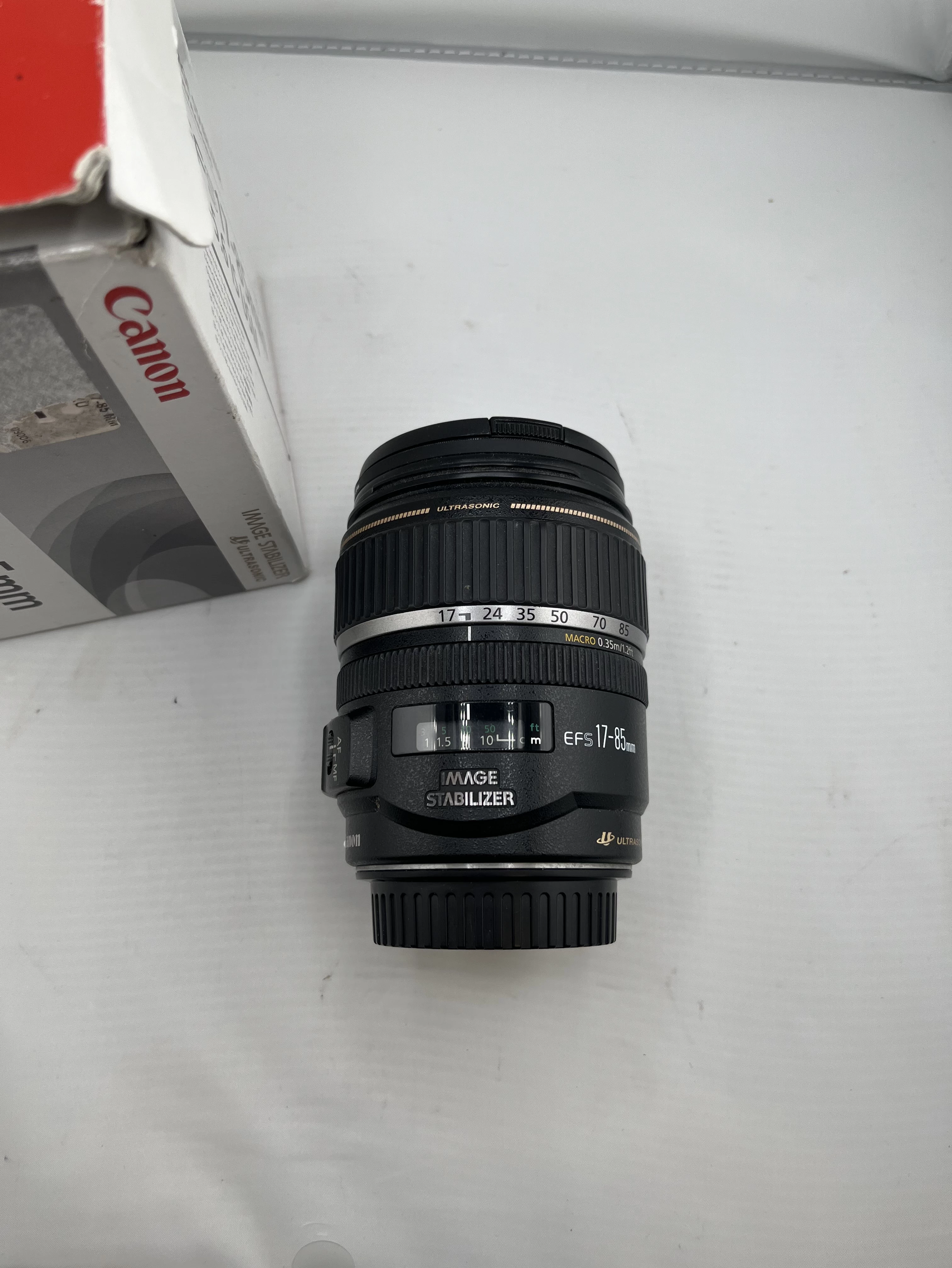 obiektyw-canon-ef-s-17-85mm-f4-56-is-usm-kod-producenta-9517a003