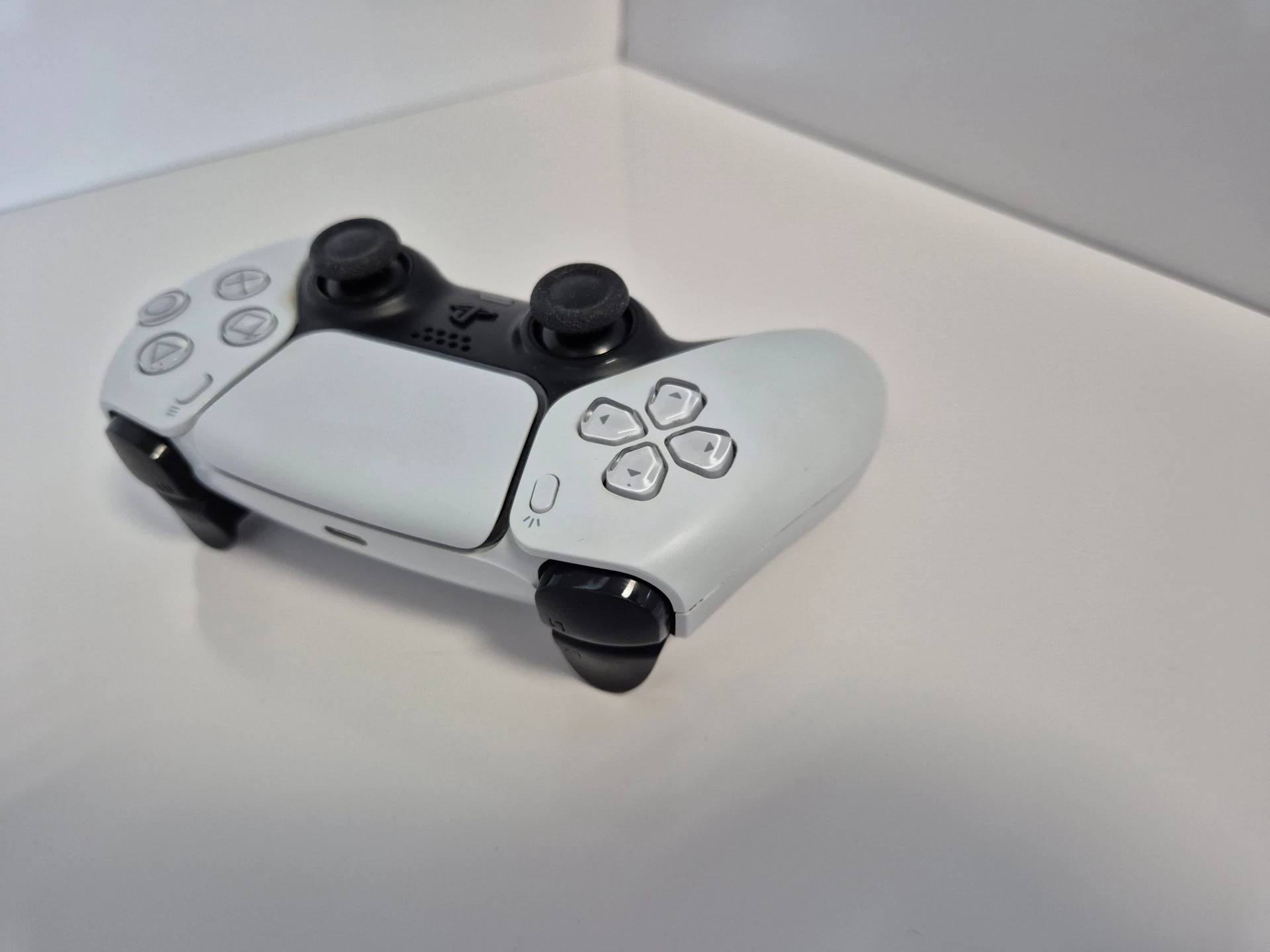 pad-do-ps5-bialy-cfi-zct1w-kontroler-ean-gtin-0711719541080