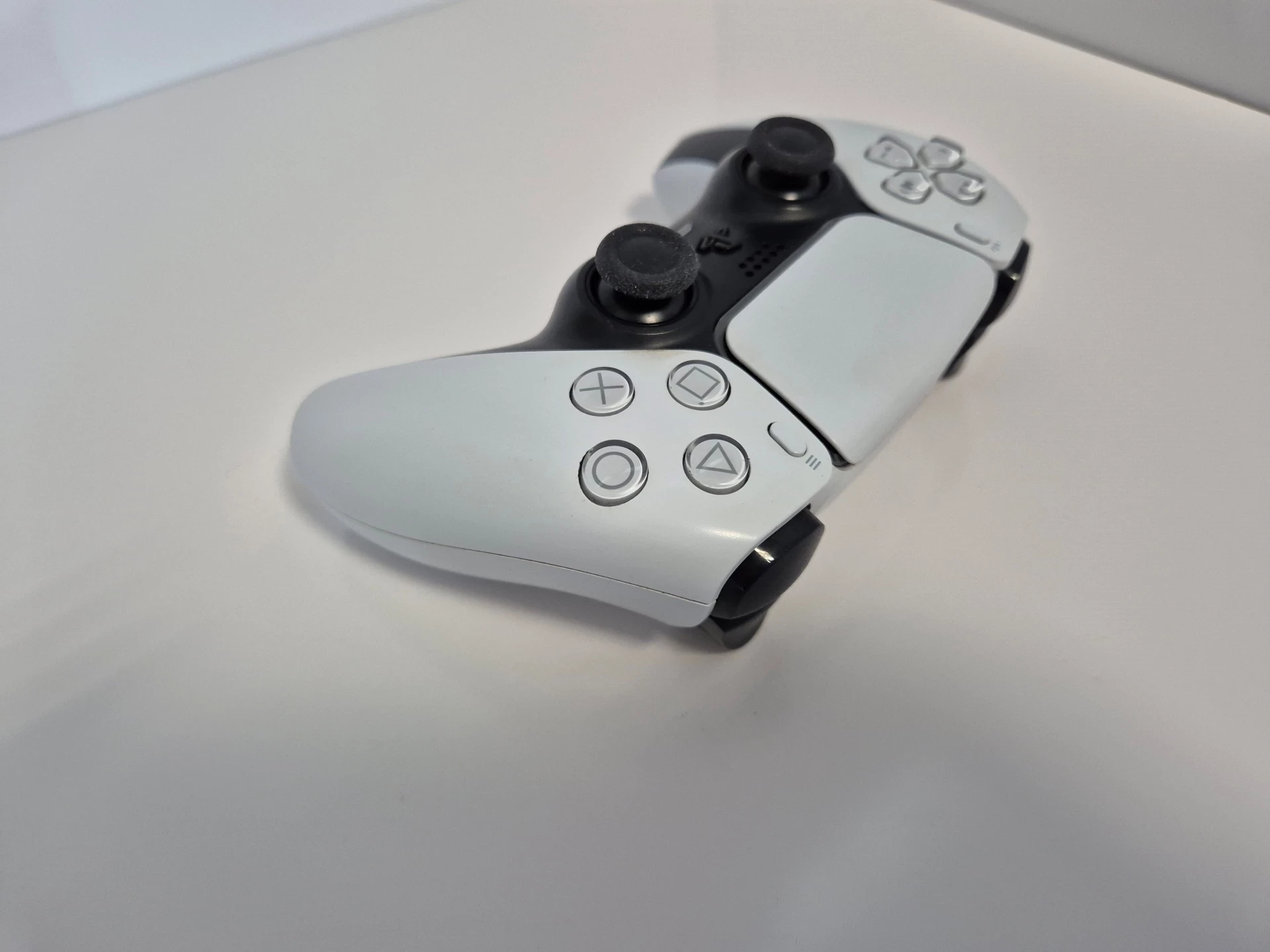 pad-do-ps5-bialy-cfi-zct1w-kontroler-kod-producenta-cfi-zct1w