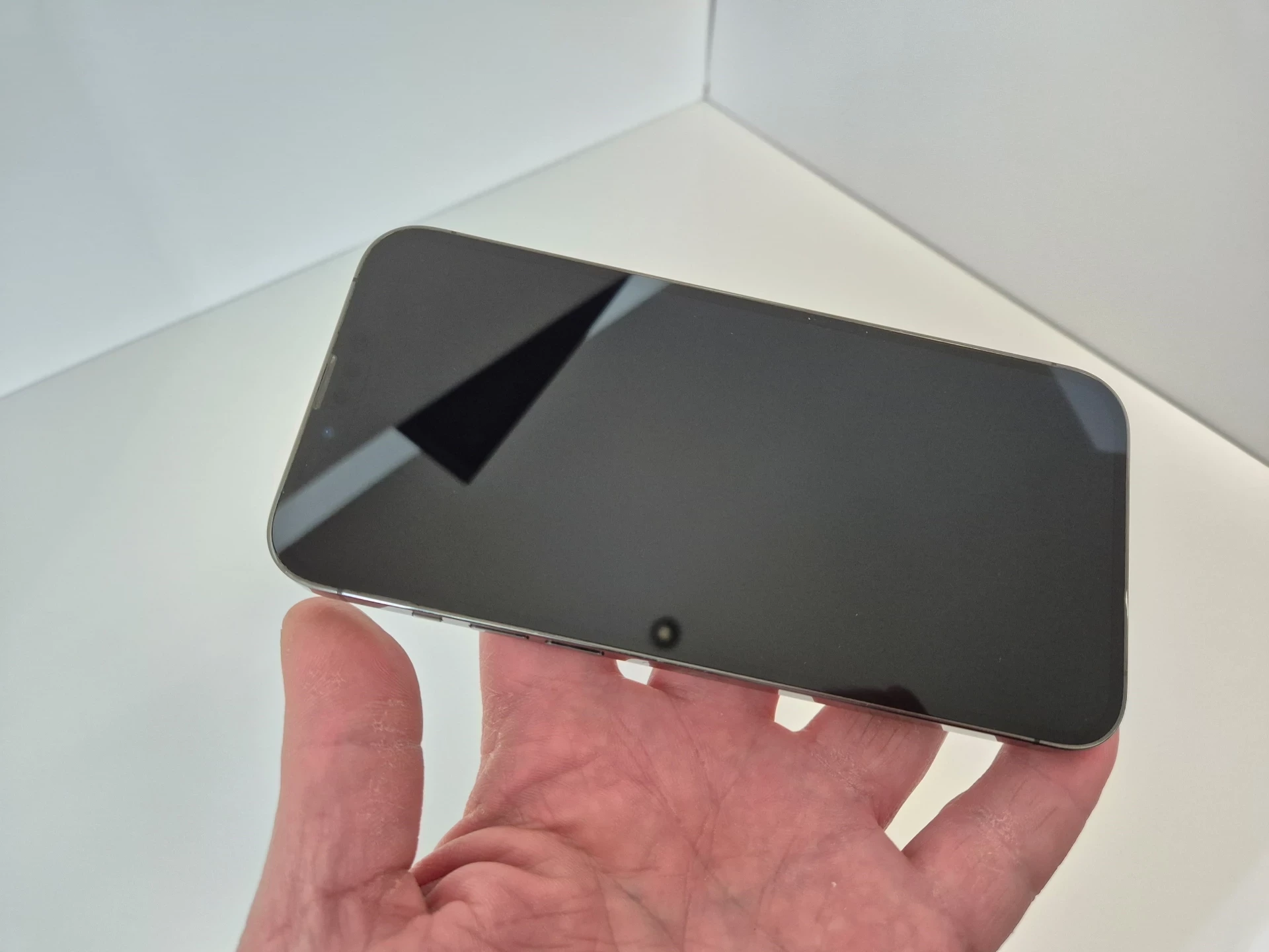 apple-iphone-13-pro-max-128gb-84-fajny-stan-pamiec-ram-202865-214117