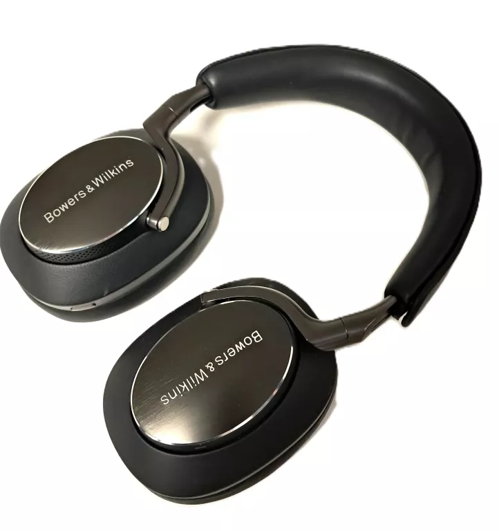 bowers-wilkins-px8-bezprzewodowe-sluchawki-fp42951-kolor-dominujacy-129357-3