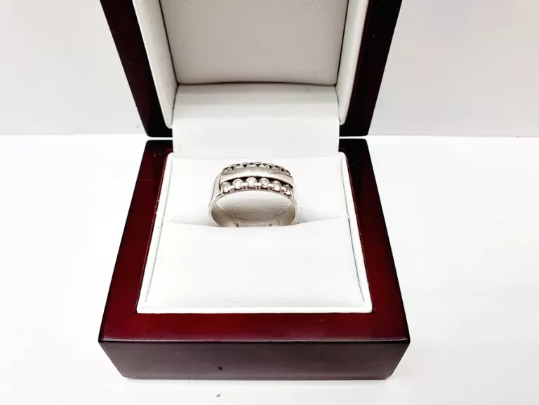 elegancki-cudowny-srebrny-pierscionek-z-cyrkoniami-p925-369-g-r17-stan-11323-2