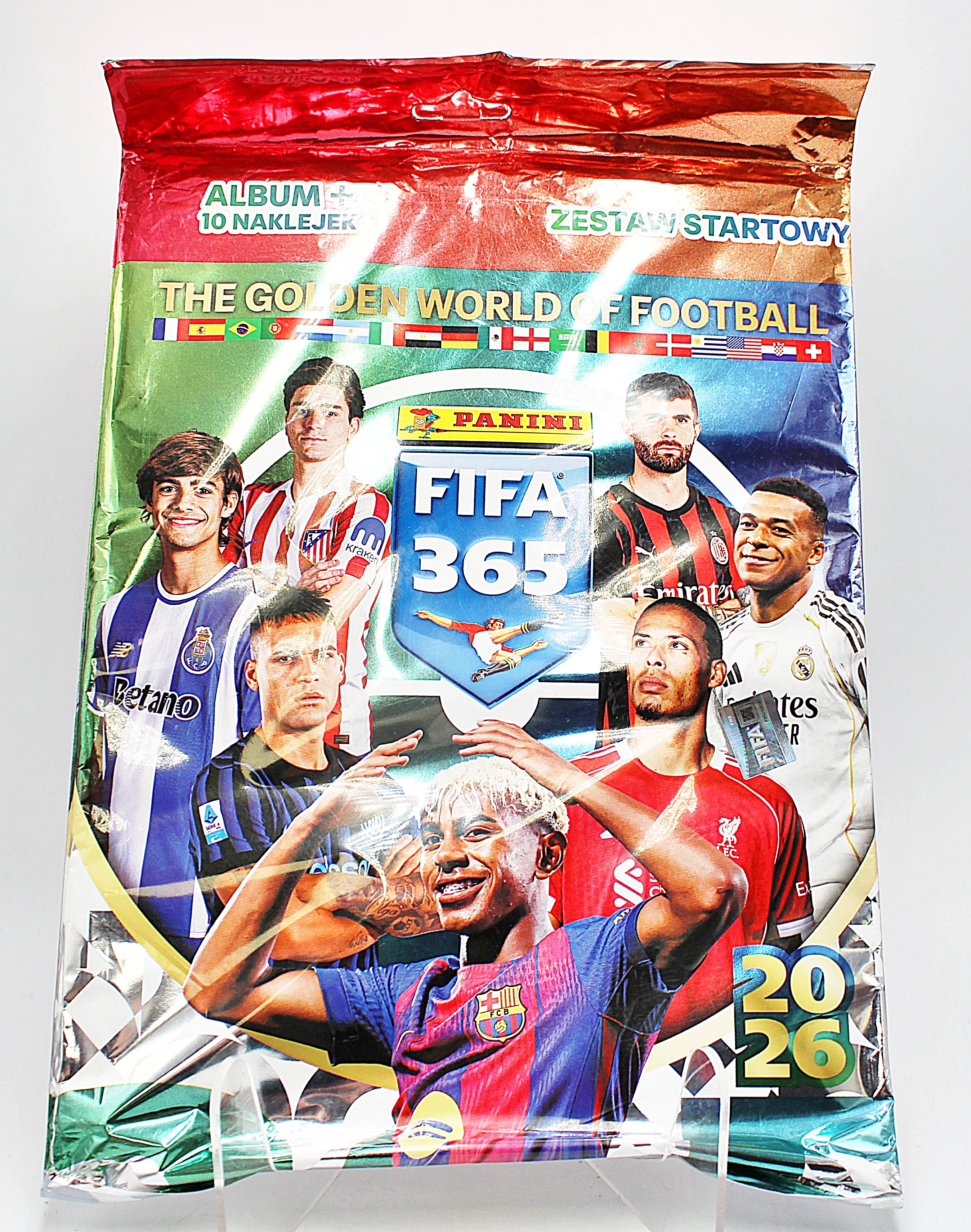 album-10-naklejek-zestaw-startowy-the-golden-world-of-football-fifa365-26-glogowska-160-poznan