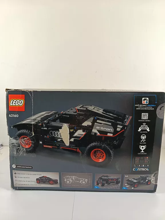 lego-technic-42160-audi-rs-q-e-tron-stan-11323-2