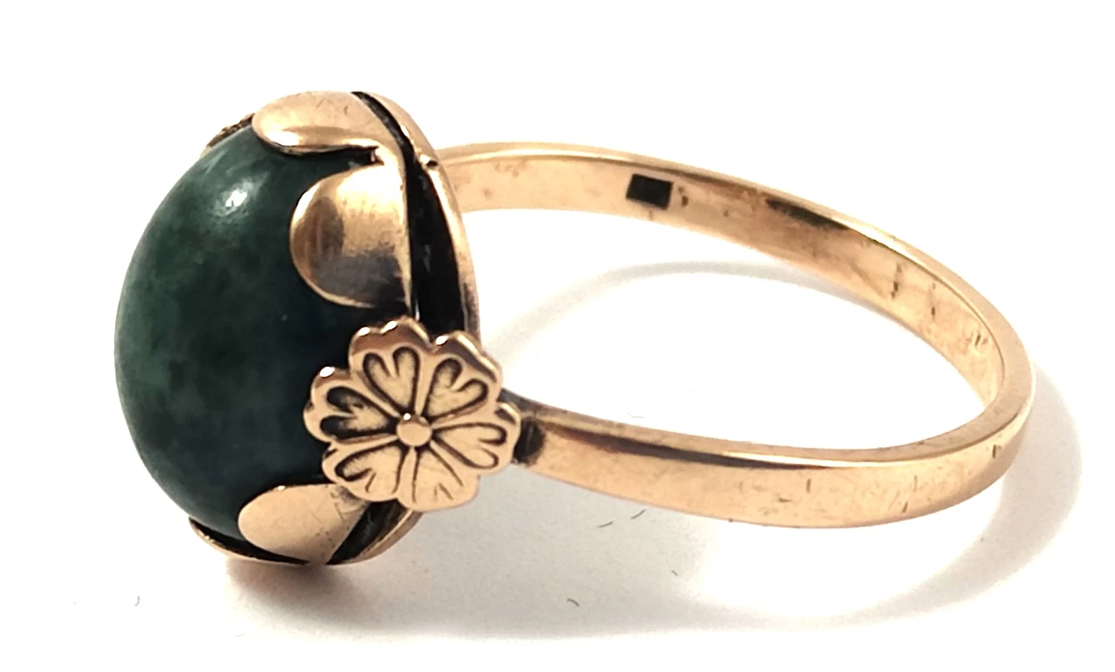 zloty-pierscionek-zielony-kamien-583-r15-326g-material-15835-2