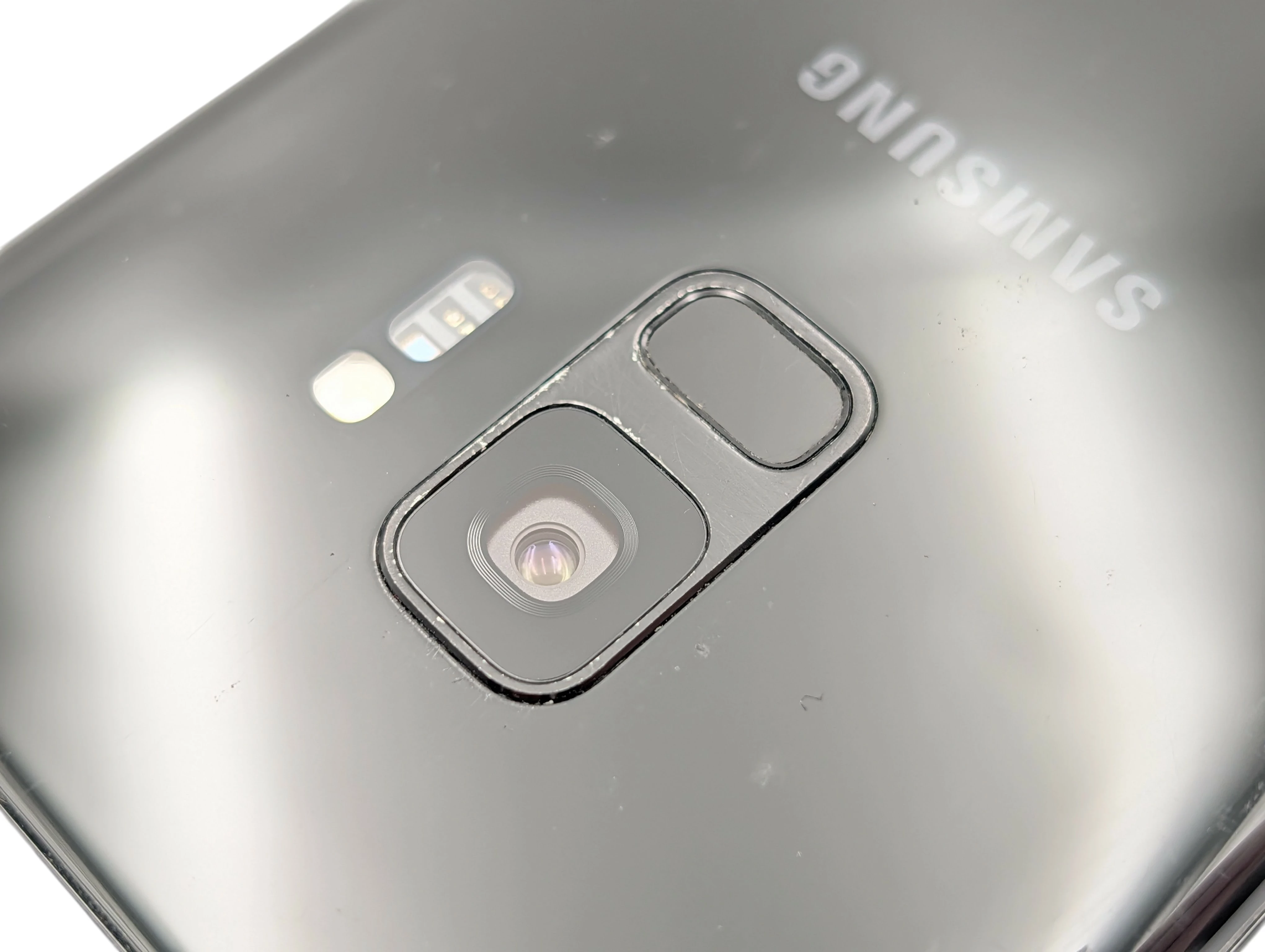 telefon-samsung-galaxy-s9-sm-g960f-464gb-58-czarny-wolny-rynek-wbudowana-pamiec-202869-214193
