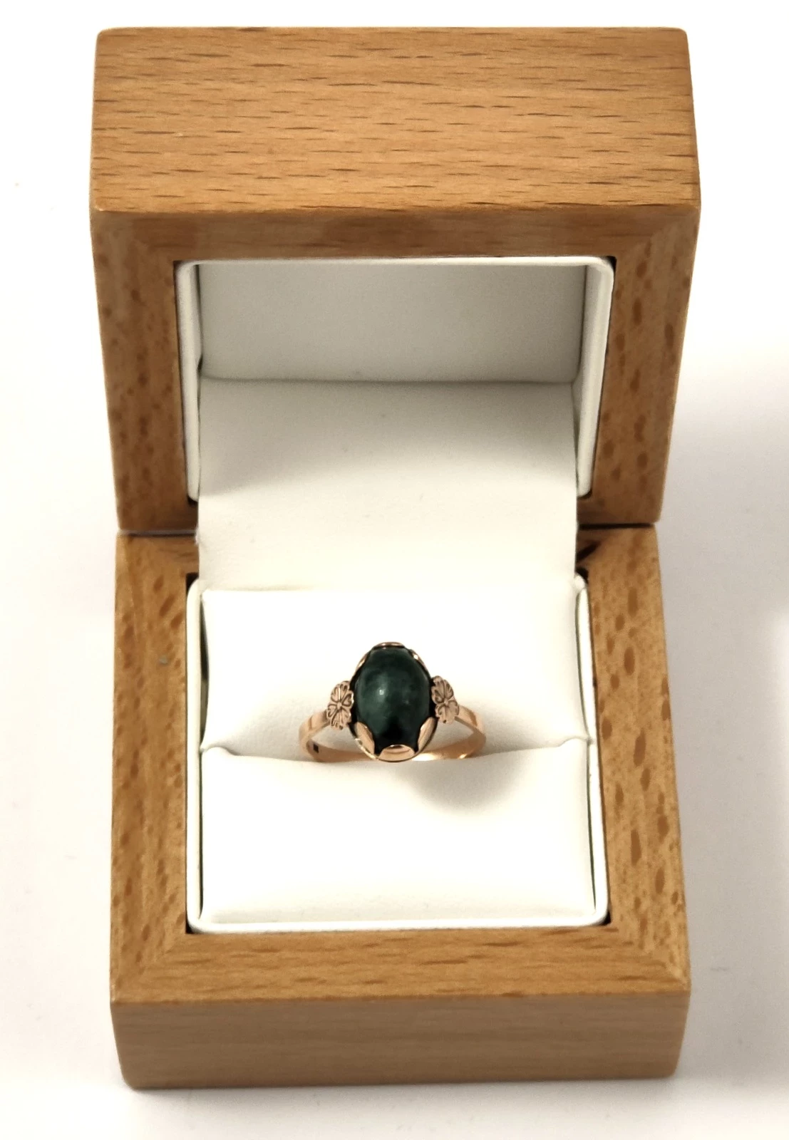 zloty-pierscionek-zielony-kamien-583-r15-326g-ean-gtin-5906803620047