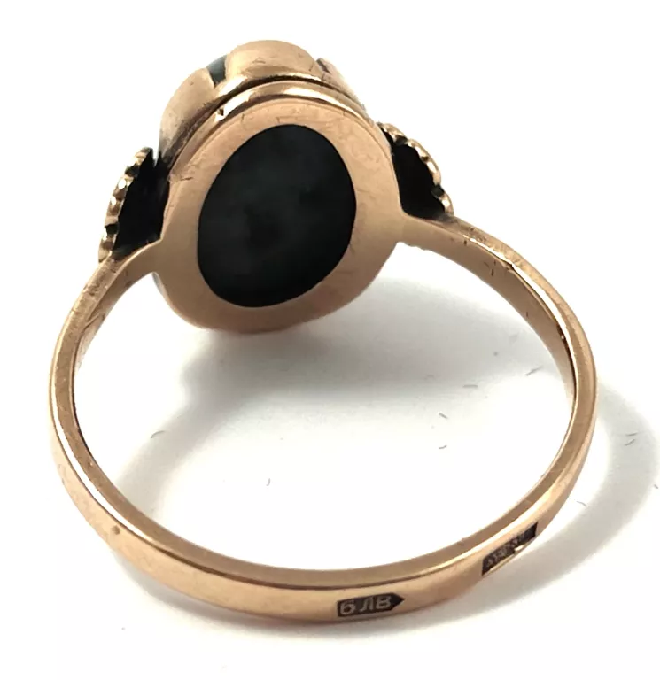 zloty-pierscionek-zielony-kamien-583-r15-326g-rozmiarsrednica-wew-mm-372-15