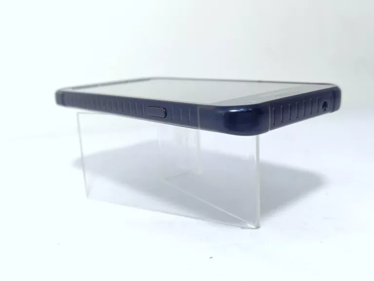 telefon-samsung-galaxy-xcover-3-158gb-stan-11323-2