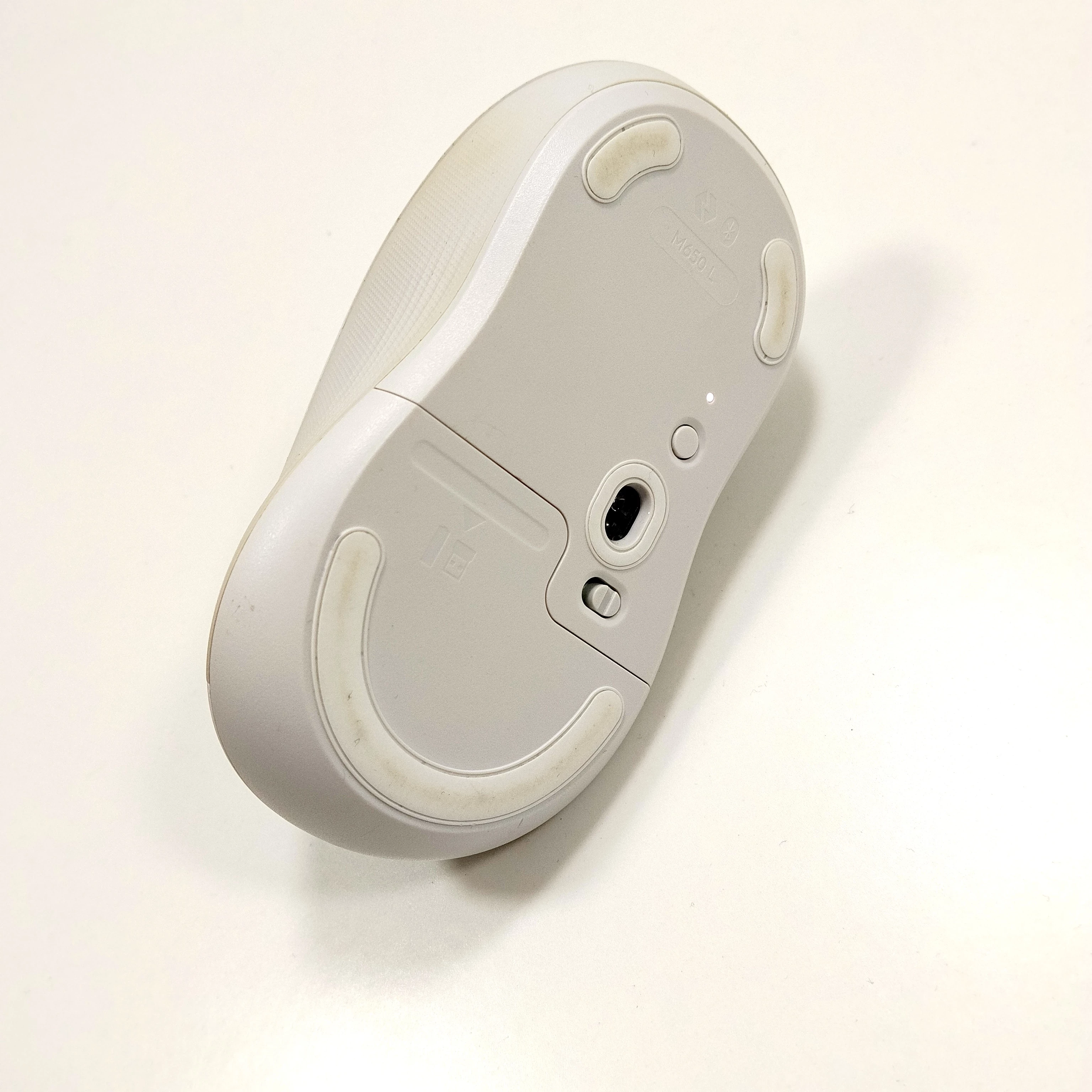 myszka-logitech-m650-l-bluetooth-stan-11323-2