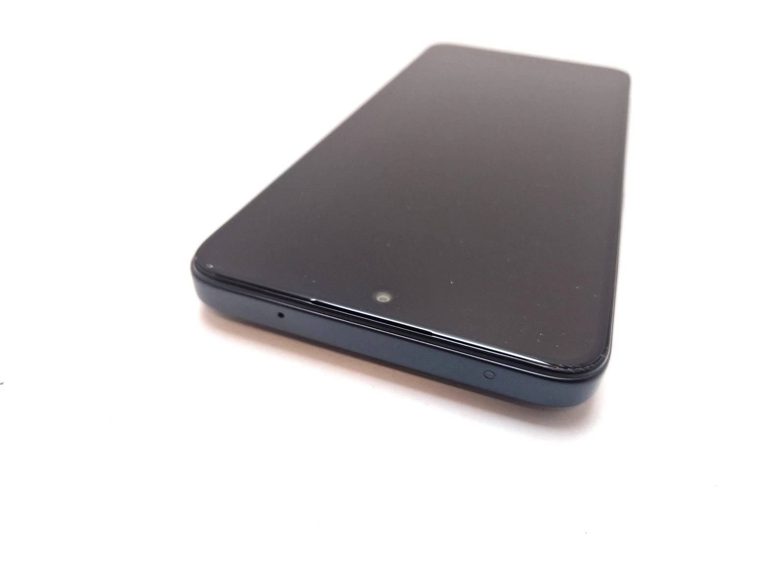 telefon-honor-400-smart-pud-przekatna-ekranu-677