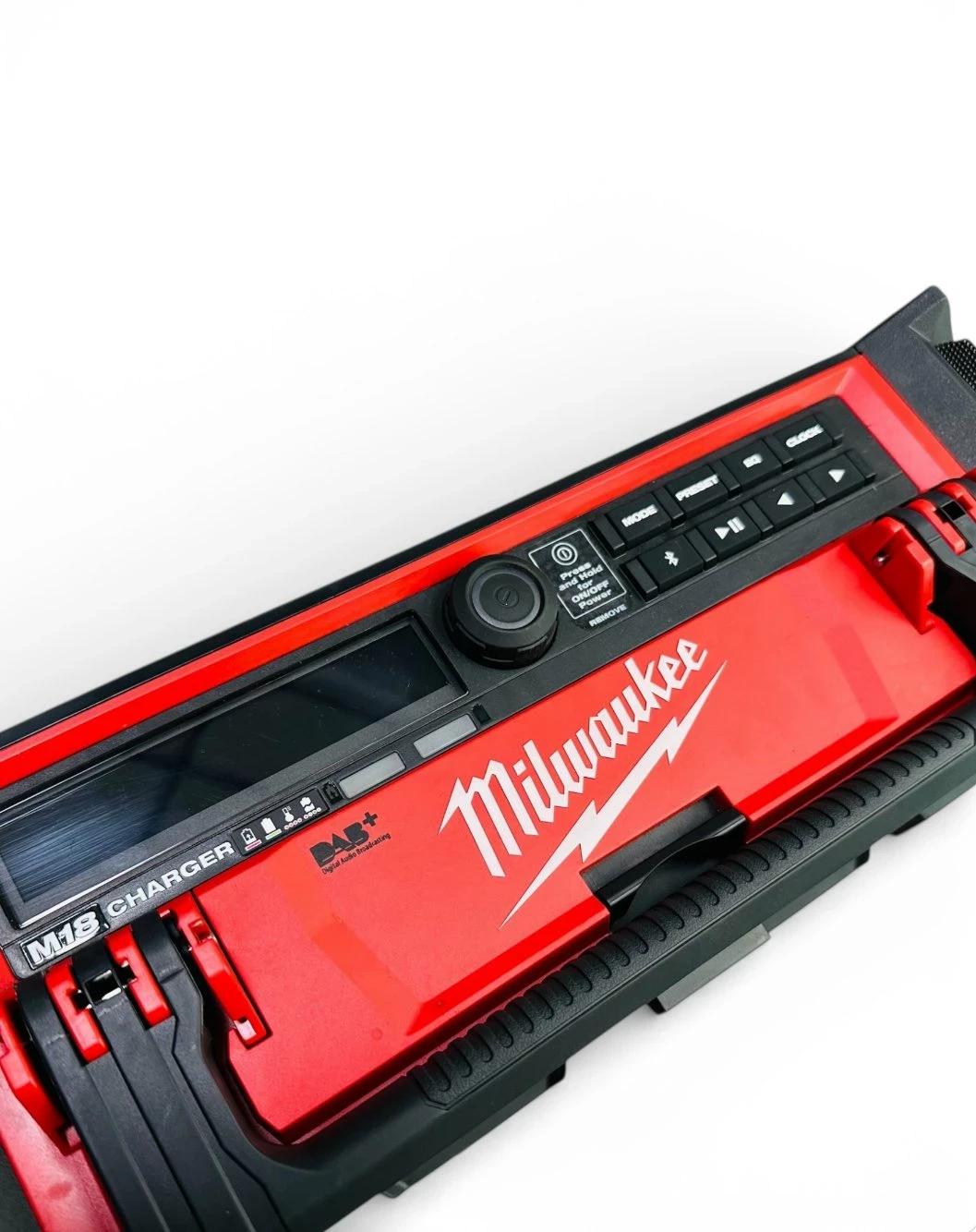 radioladowarka-18230v-milwaukee-m18-prcdab-zestaw-seria-dwst1