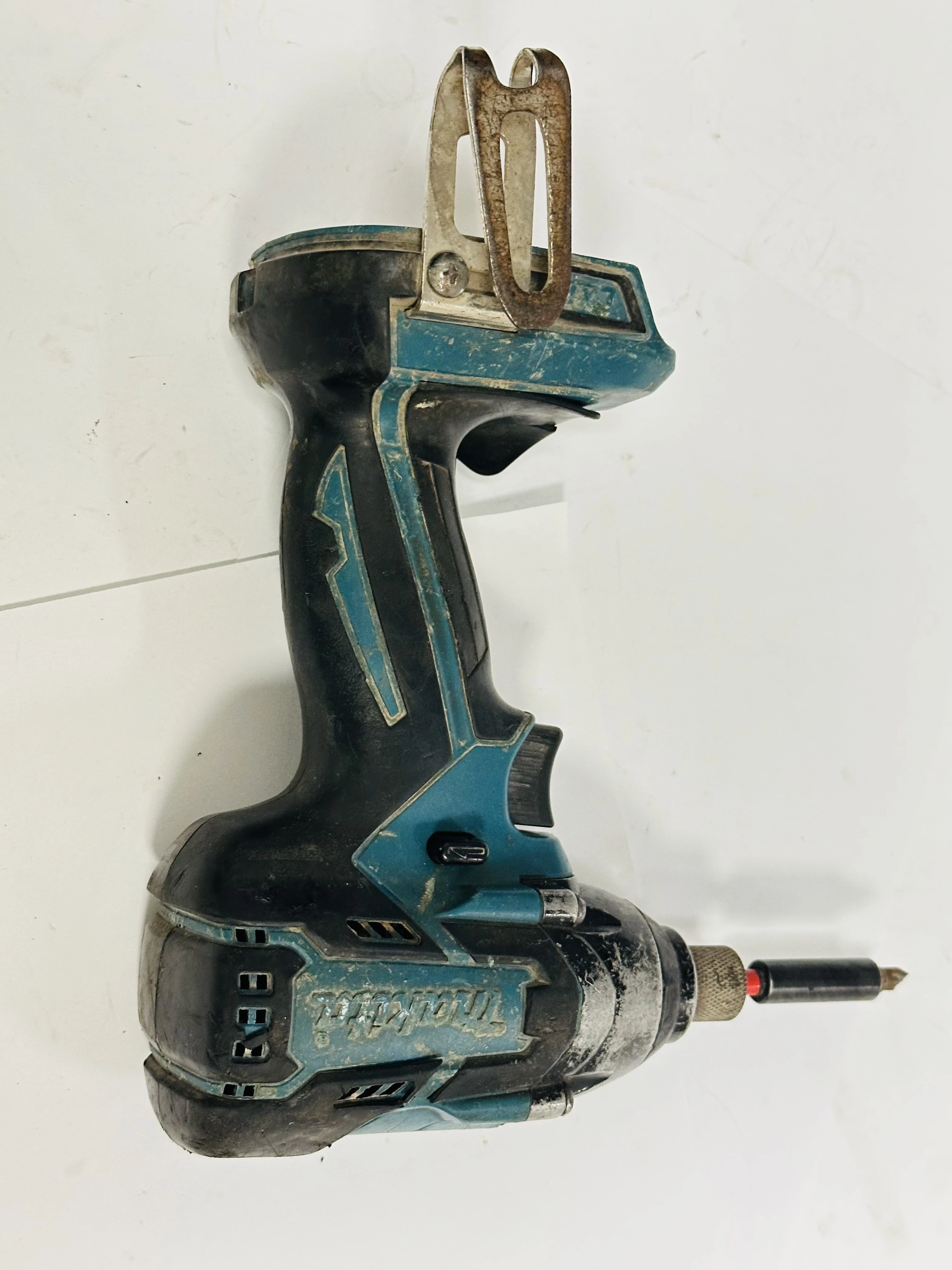 zakretarka-makita-dtd-129-body-maksymalna-srednica-srub-204653-221313