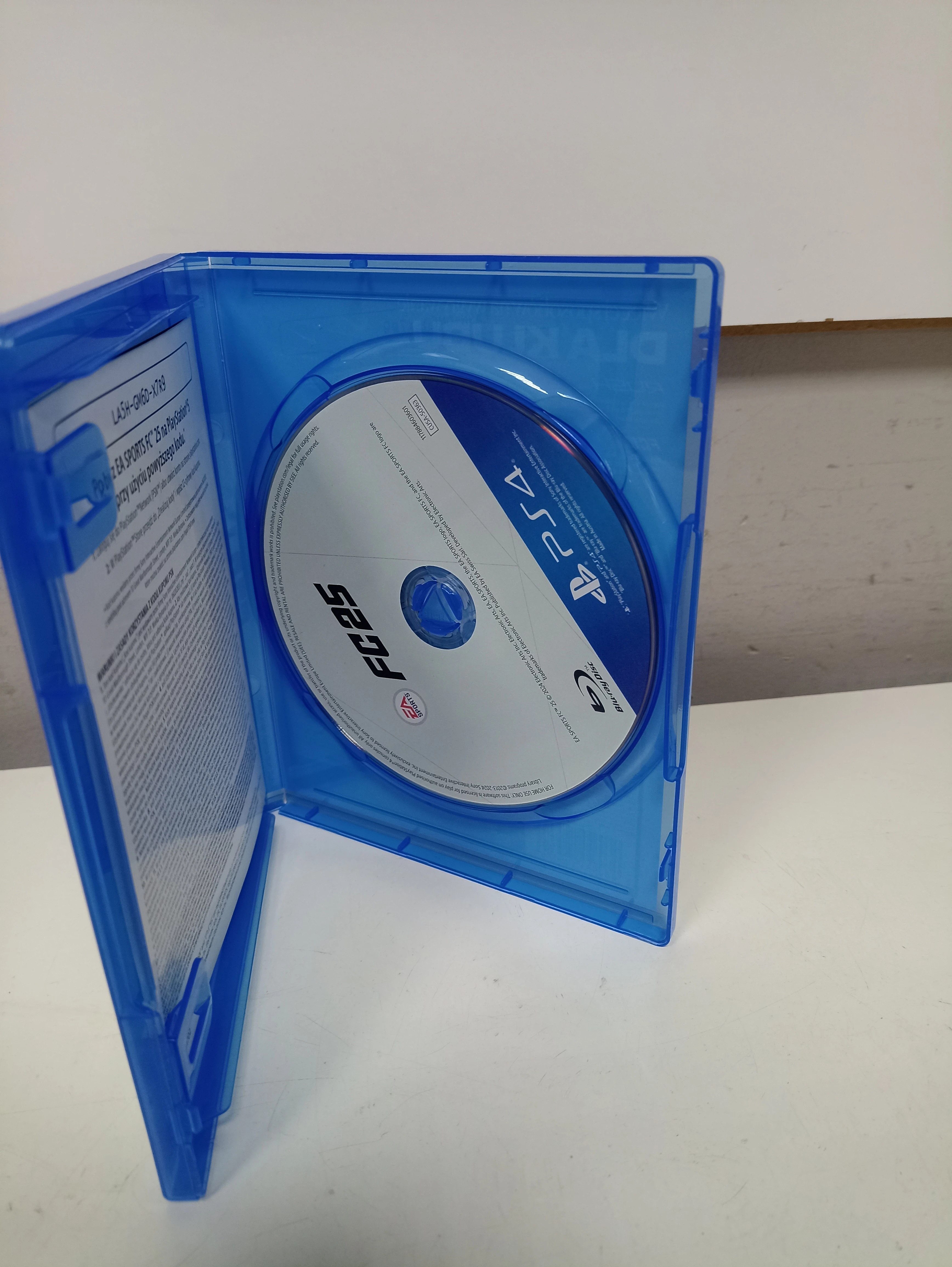 gra-ps4-fc25-stan-11323-2