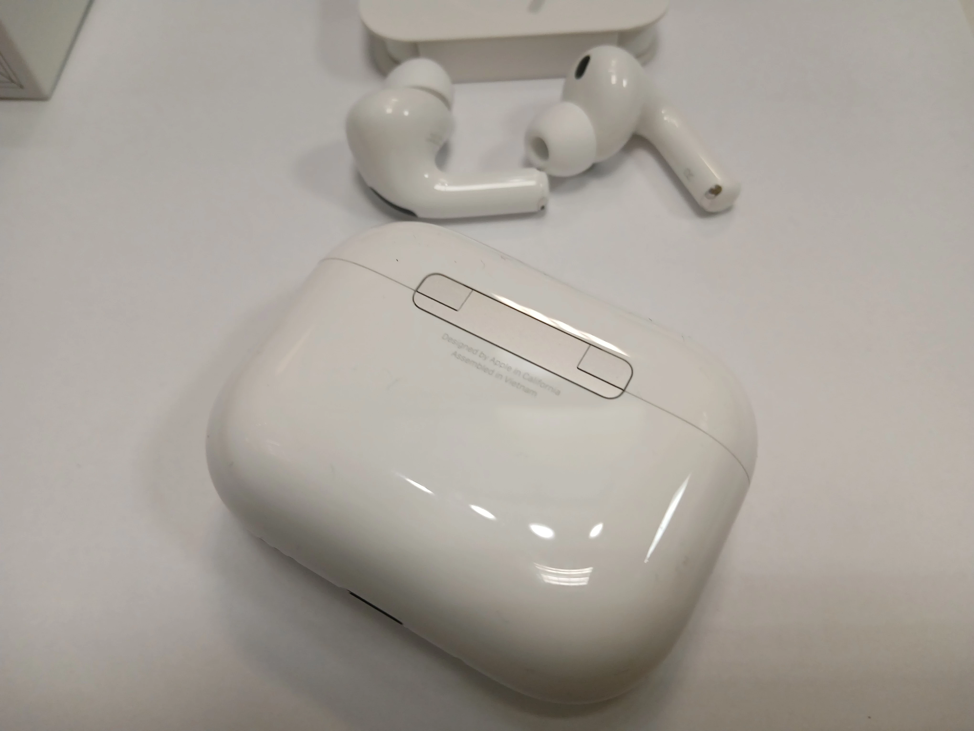 sluchawki-dokanalowe-apple-airpods-pro-3-rozpakowane-tylko-do-zdjec-model-250439-1920049