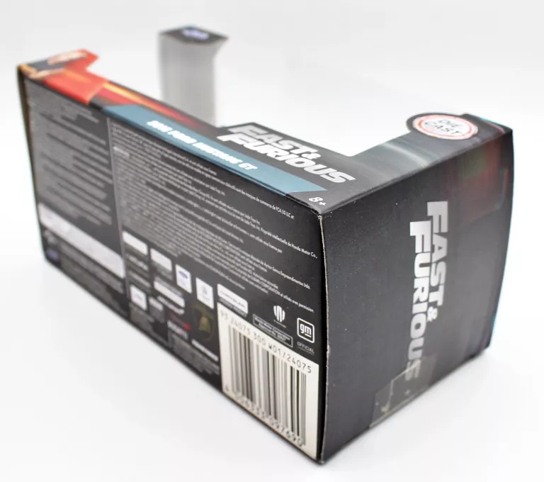 model-auto-szybcy-i-wsciekli-fast-furious-2016-ford-mustang-gt-stan-zlozenia-384-3