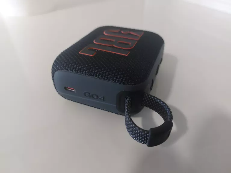 glosnik-bt-jbl-go4-czarny-solo-ean-gtin-1200130009433