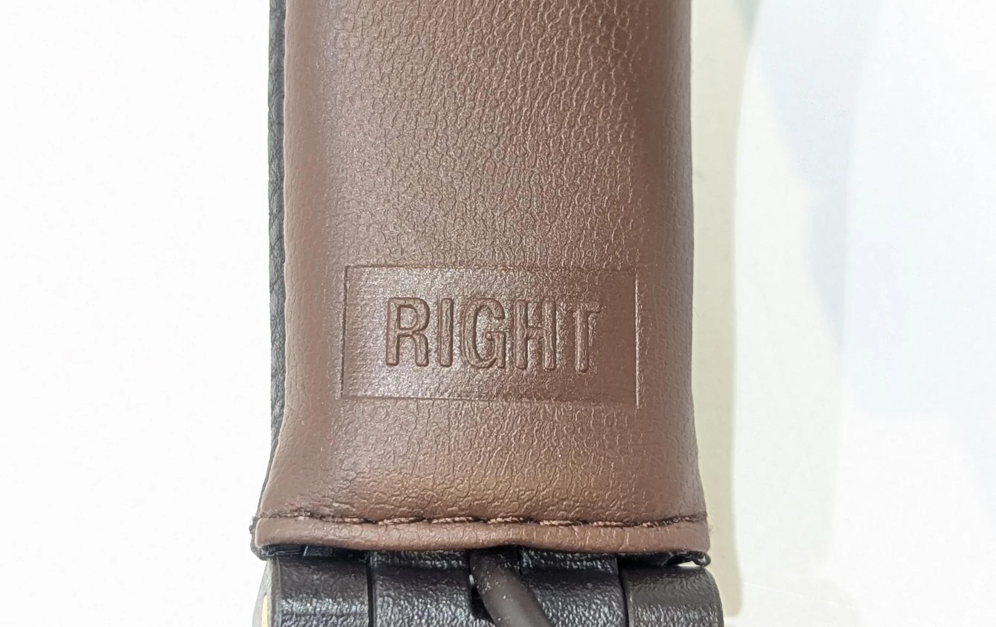 sluchawki-bezprzewodowe-marshall-major-v-brazowe-waga-produktu-z-opakowaniem-jednostkowym-0480