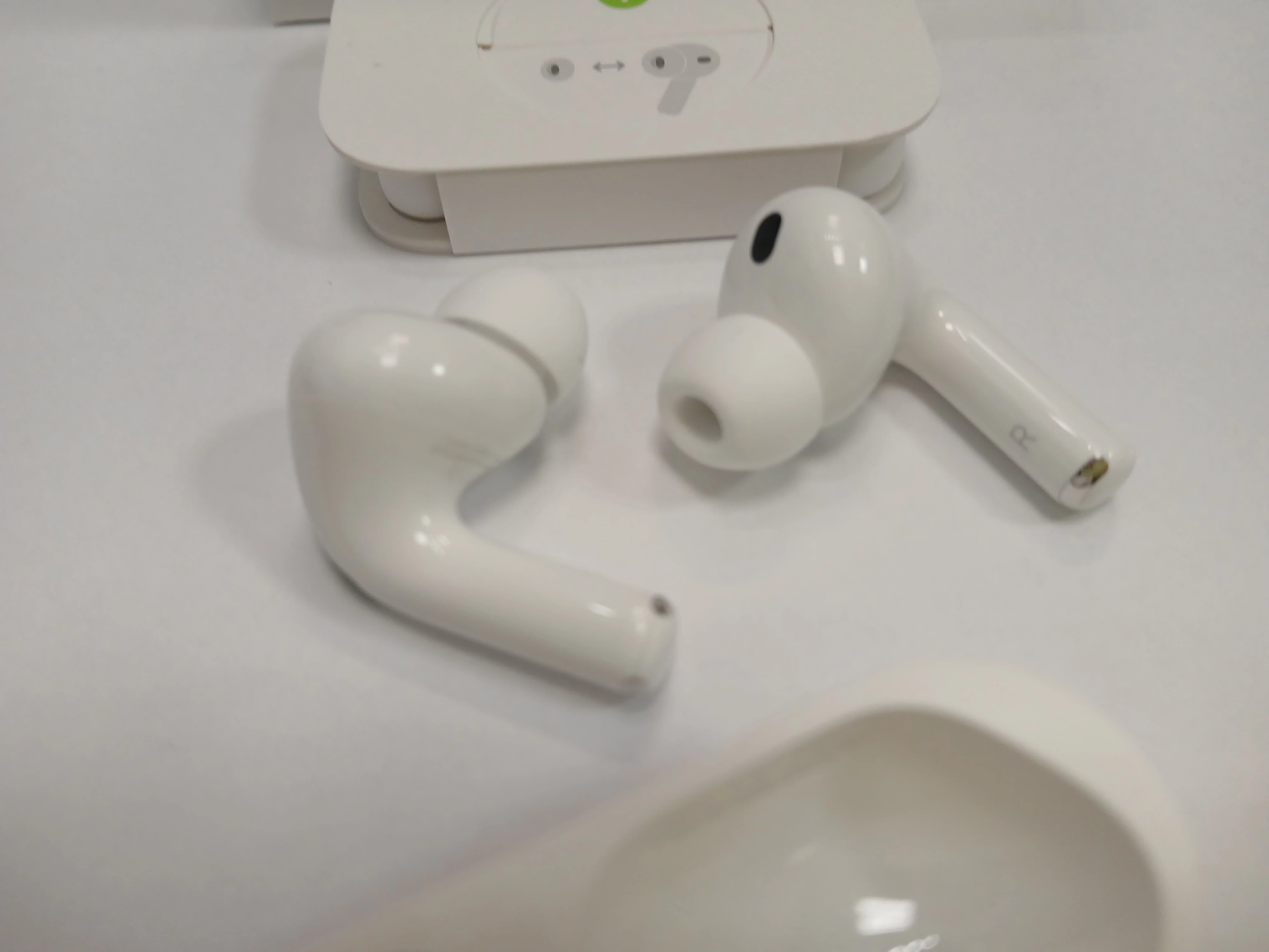 sluchawki-dokanalowe-apple-airpods-pro-3-rozpakowane-tylko-do-zdjec-rodzaj-sluchawek-203681-217753