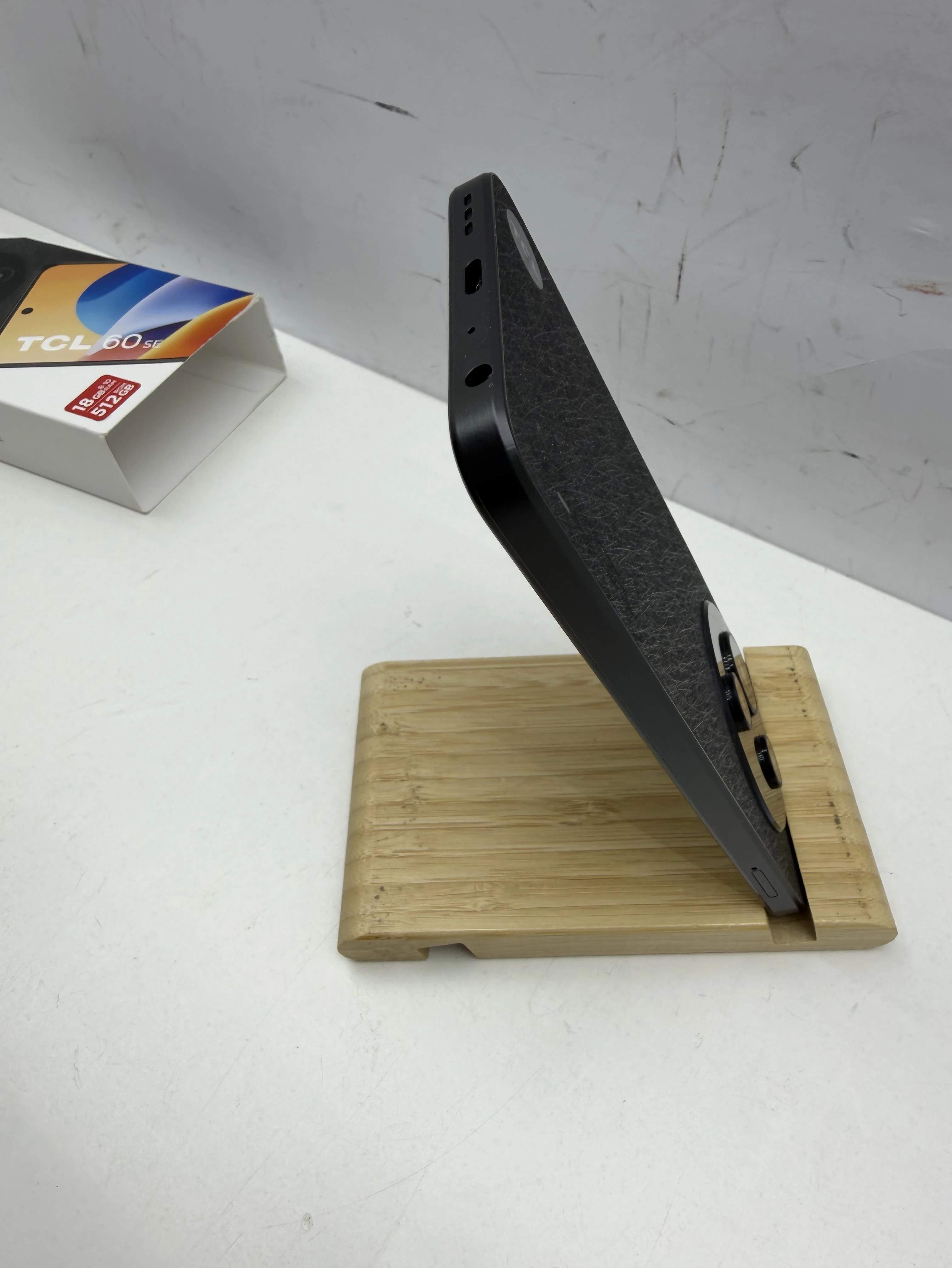 telefon-tcl-60se-8gb512gb-czarny-stan-11323-2