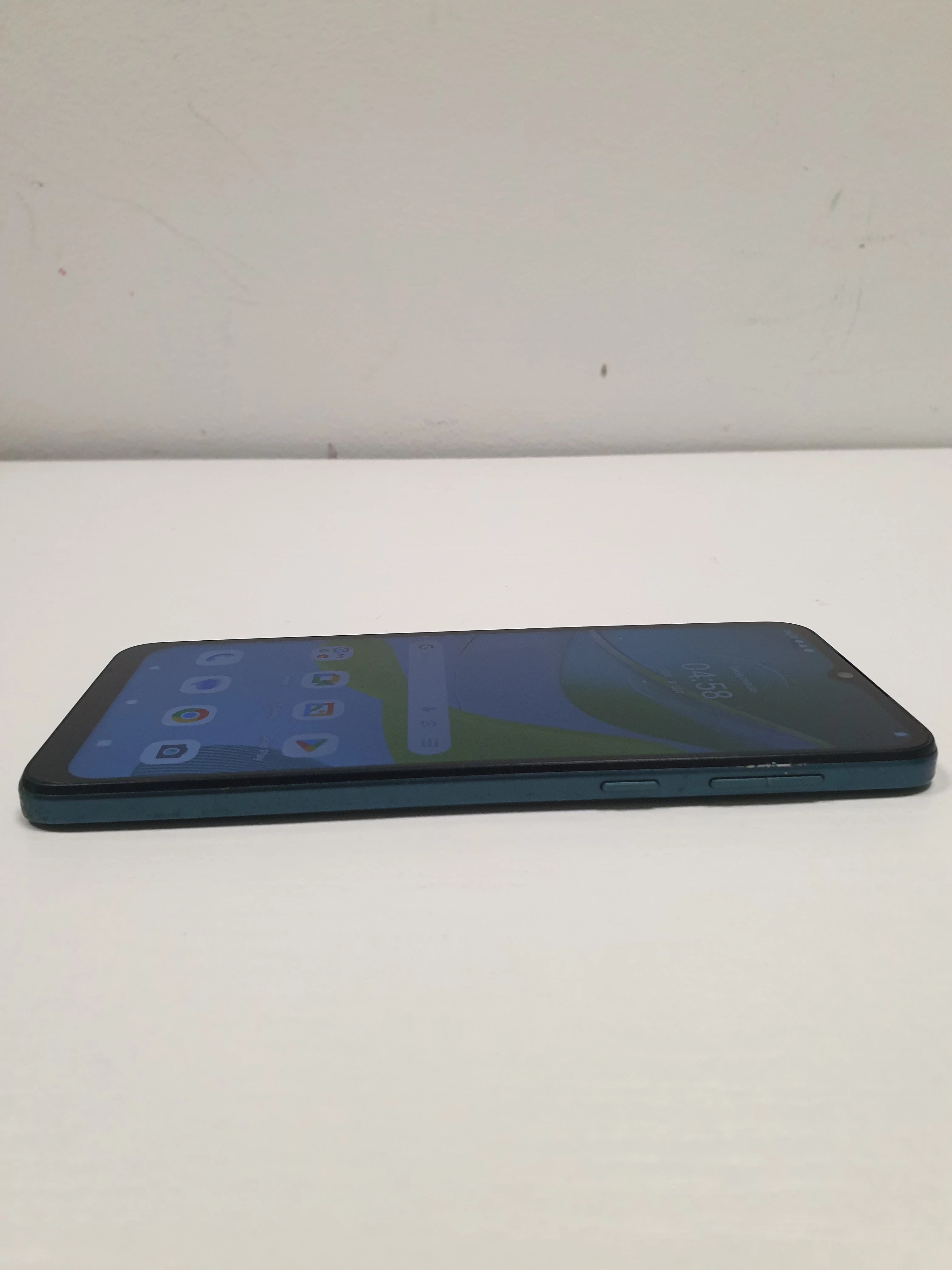 telefon-motorola-e13-wbudowana-pamiec-202869-214193