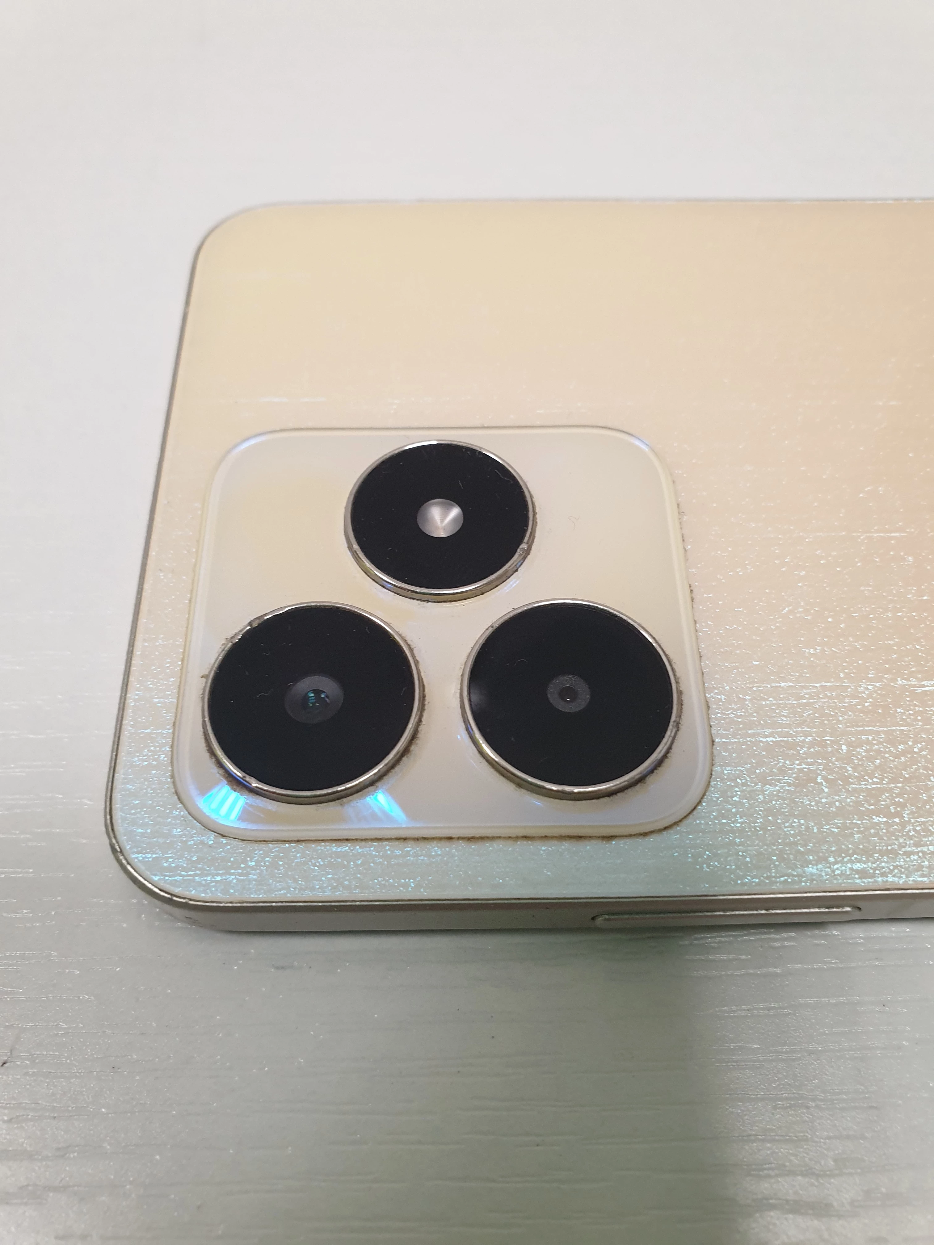 telefon-realme-c35-pekniety-typ-202685-212929