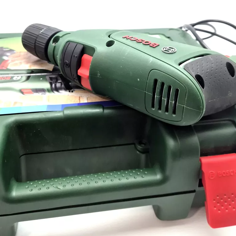 wiertarka-bosch-easyimpact-600-typ-uchwytu-129629-1