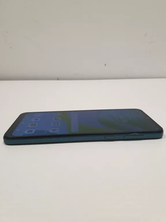 telefon-motorola-e13-wbudowana-pamiec-202869-214193