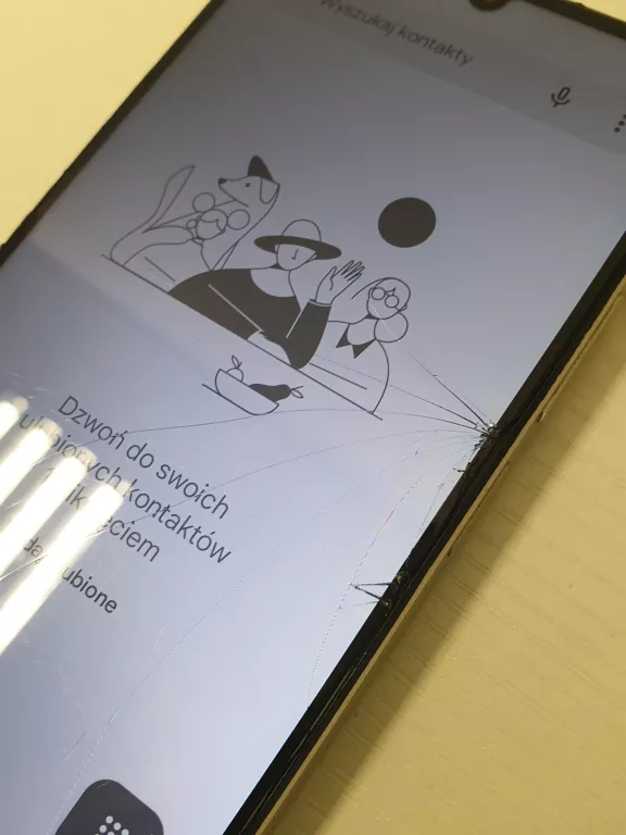 telefon-realme-c35-pekniety-przekatna-ekranu-660