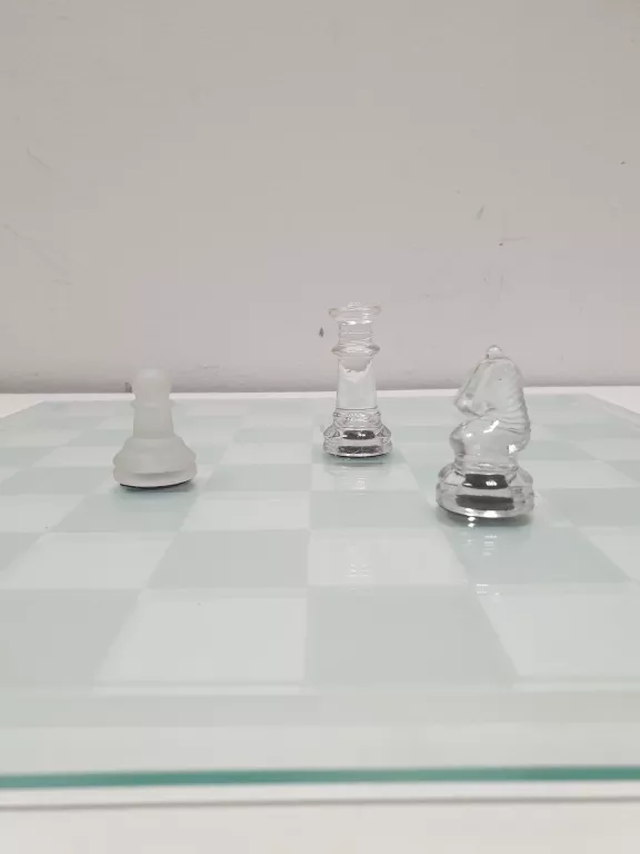 szachy-szklane-szachy-matowe-szklane-krysztalowe-rodzaj-250243-1838204
